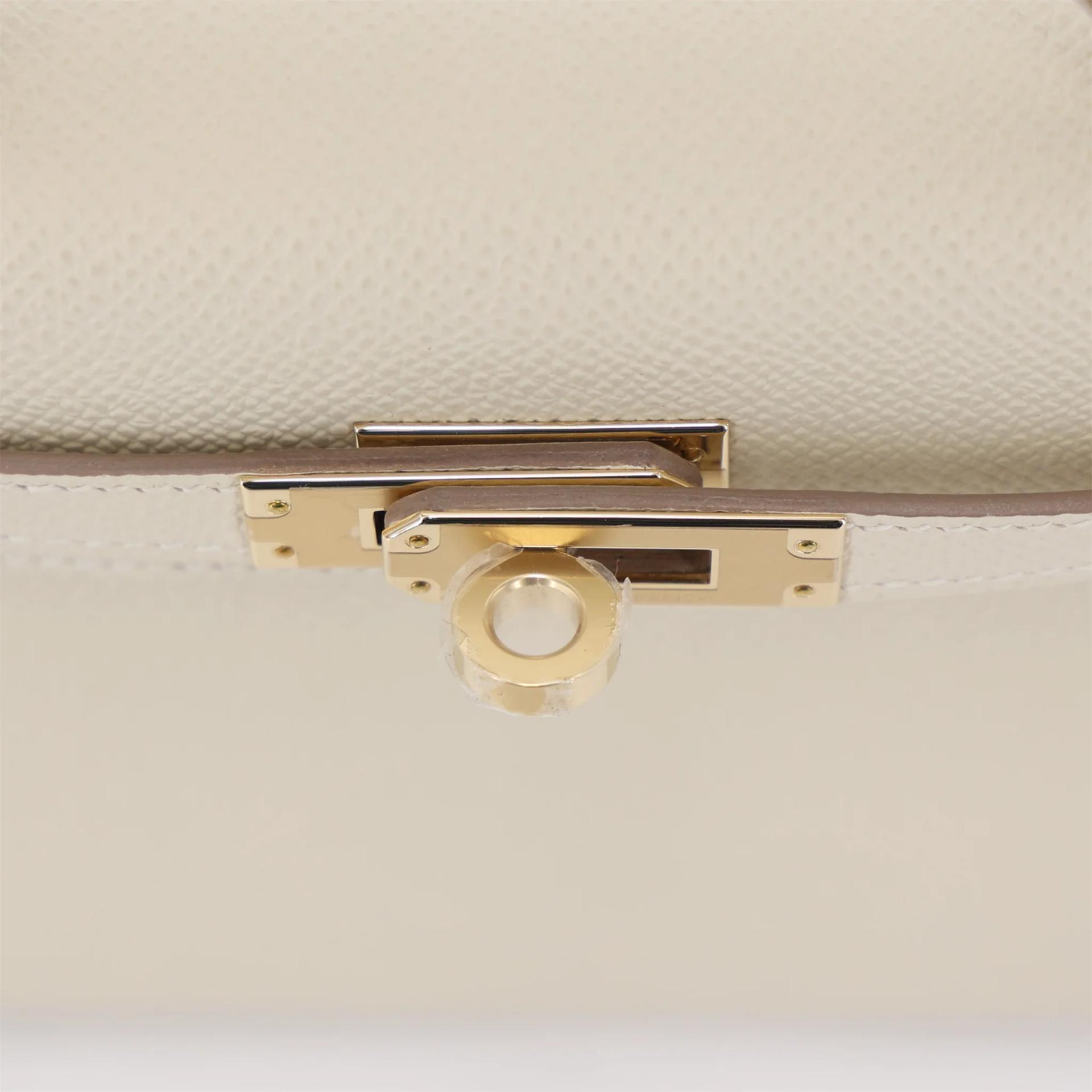 未使用保存品 HERMÈS 愛馬仕 Mini Kelly 二代 10 奶昔白 Craie Epsom牛皮 香檳金扣 W刻 2024年 - 9