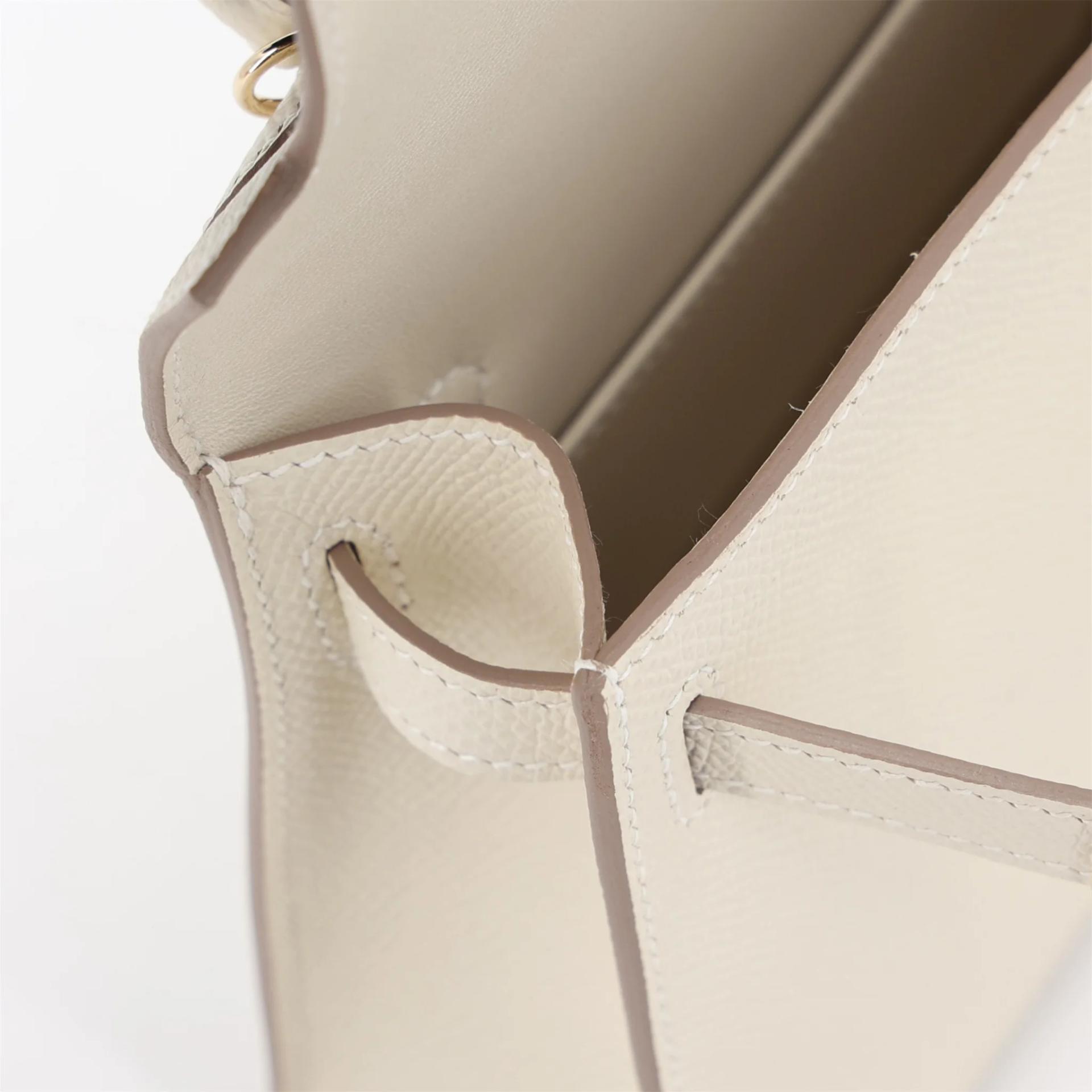 未使用保存品 HERMÈS 愛馬仕 Mini Kelly 二代 10 奶昔白 Craie Epsom牛皮 香檳金扣 W刻 2024年 - 12