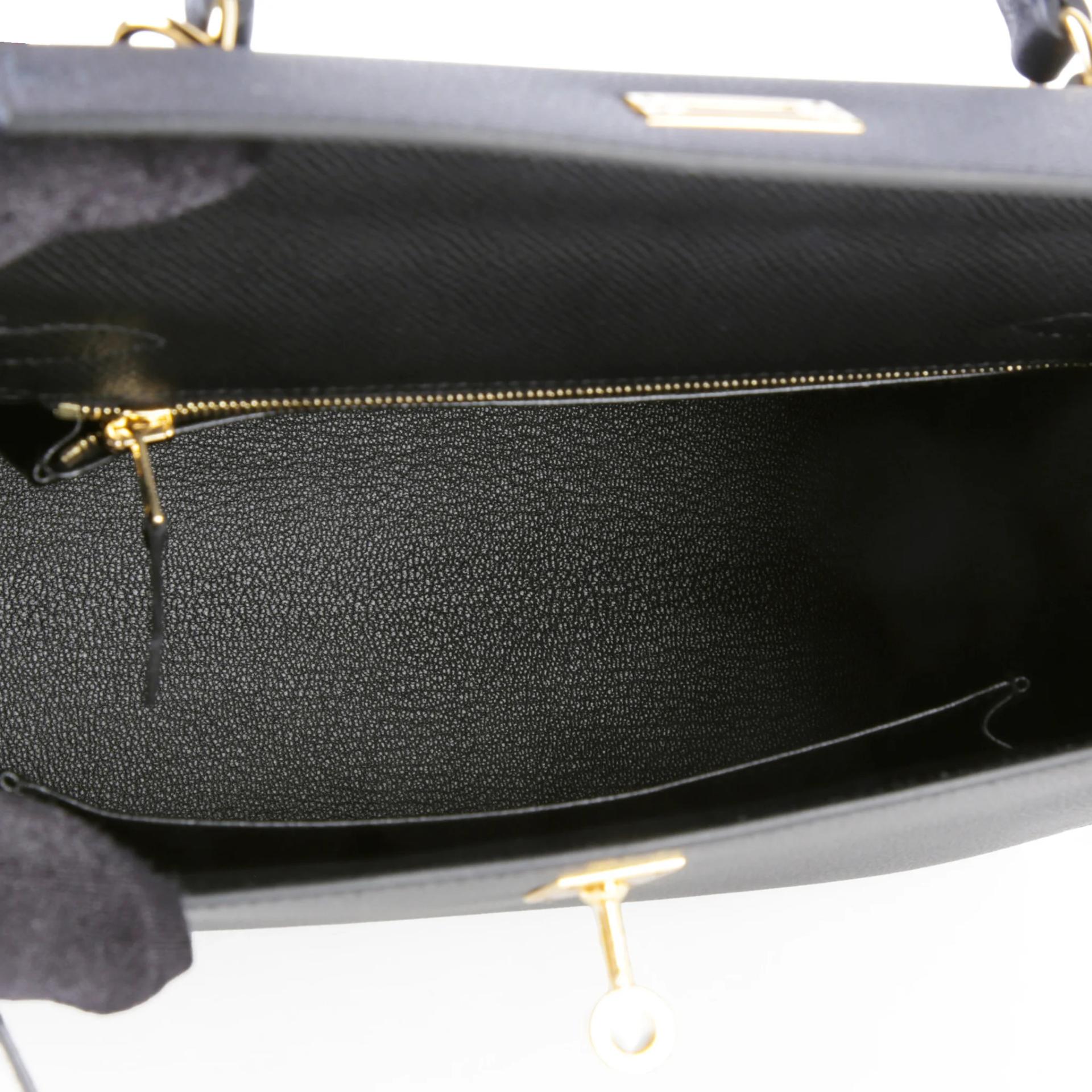 Brand New ( Rank N ) HERMÈS Kelly 25 Sellier Noir (89) Epsom Gold hardware K (2025) - 10