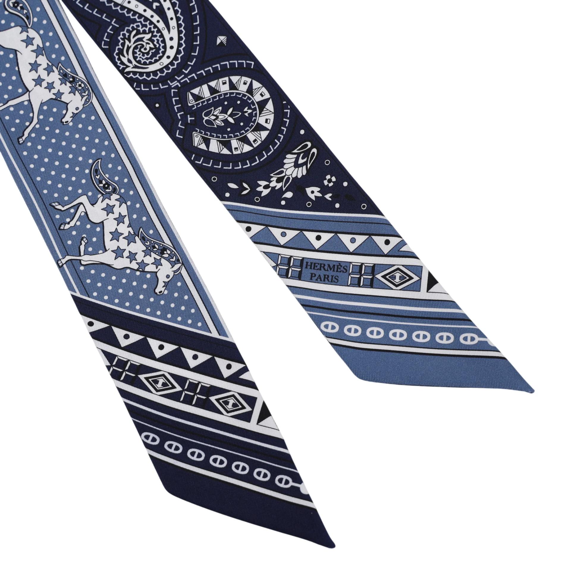 ランク N 新品 HERMÈS エルメス ツイリー Chevel de Coeur Bandana ブルー シルク - 3