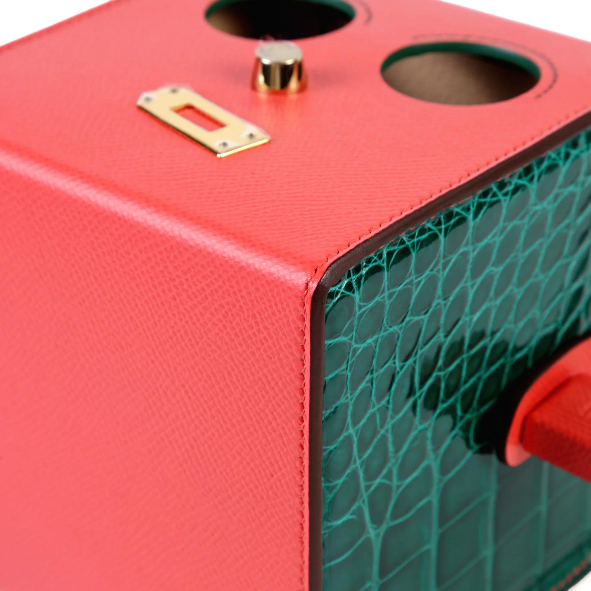 未使用保存品 HERMÈS 愛馬仕 限量收藏款 Robot Cube 迷你晚宴包 T5 蜜桃粉 Rose Jaipur 6Q 翡翠綠 Vert Emeraude 89 黑色 Noir (Black) □ 短吻鱷 亮面 Epsom牛皮 金扣 - 7
