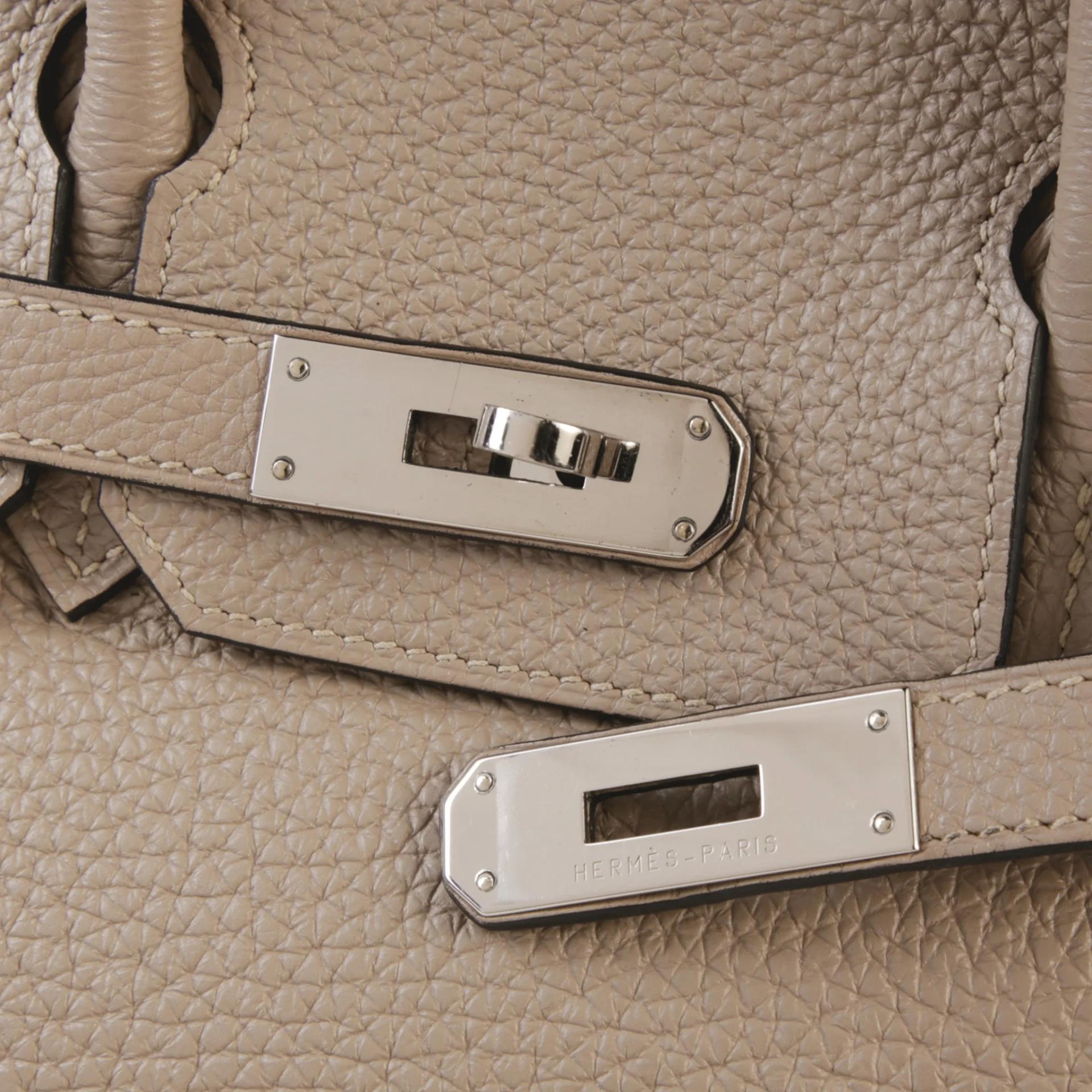 Very Good ( Rank A) HERMÈS Birkin 30 Gris Tourterelle (81) Clemence Palladium hardware Square M (2009) - 8