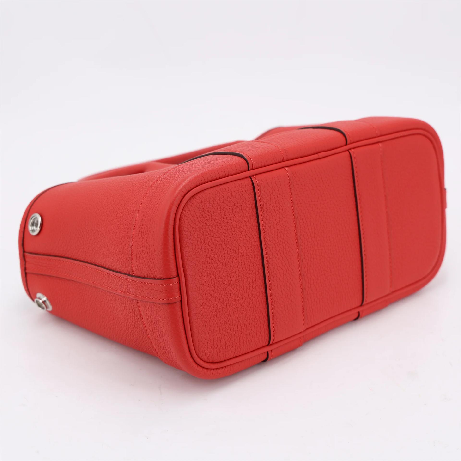 Brand New ( Rank N ) HERMÈS Neo Garden Party 23 Rouge Radieux (O5) Togo Palladium hardware K (2025) - 4