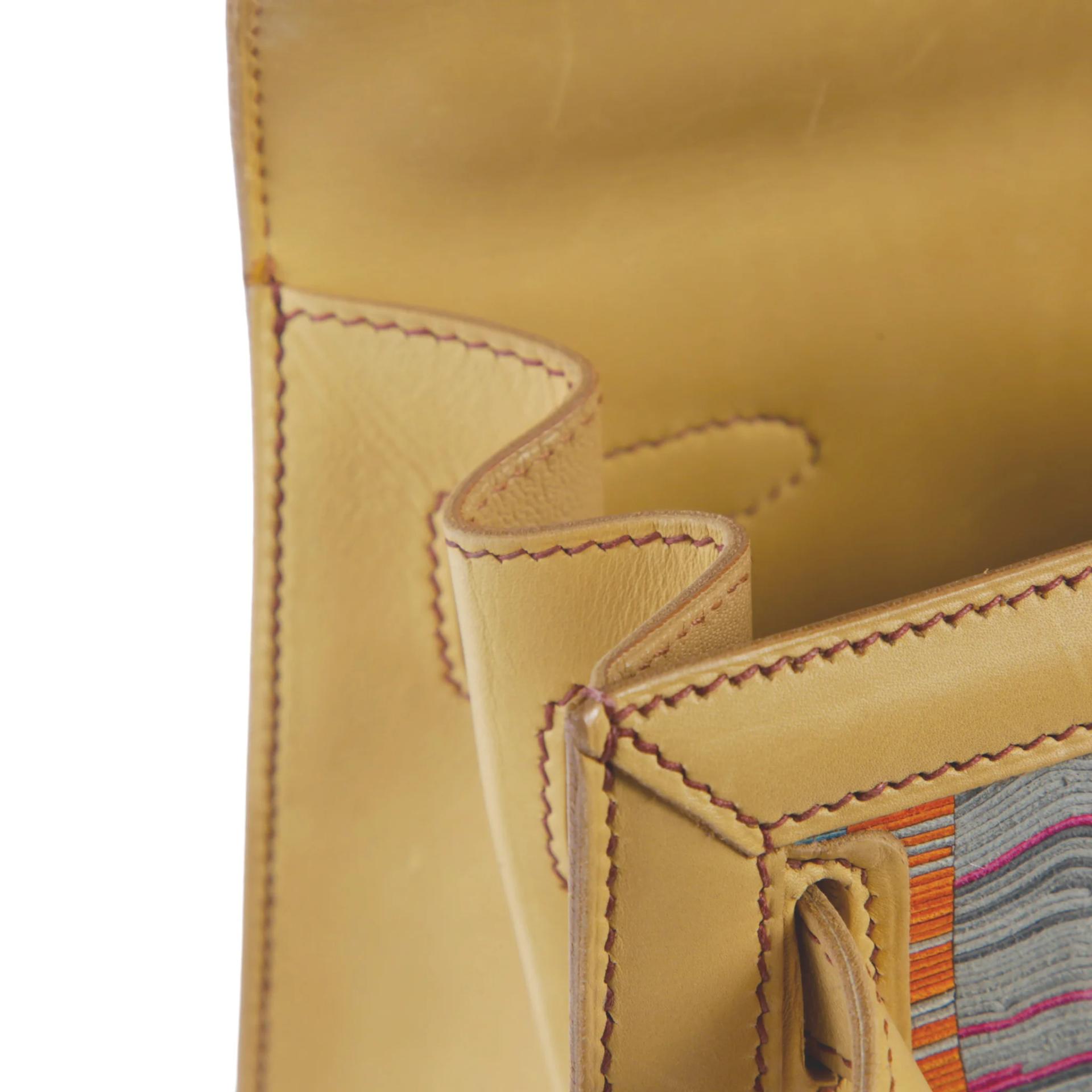 ランク AB HERMÈS エルメス 限定品 ケリー32 セリエ マルチカラー ベージュ ヴィブラート ゴールド金具 □E刻印 (2001) - 15