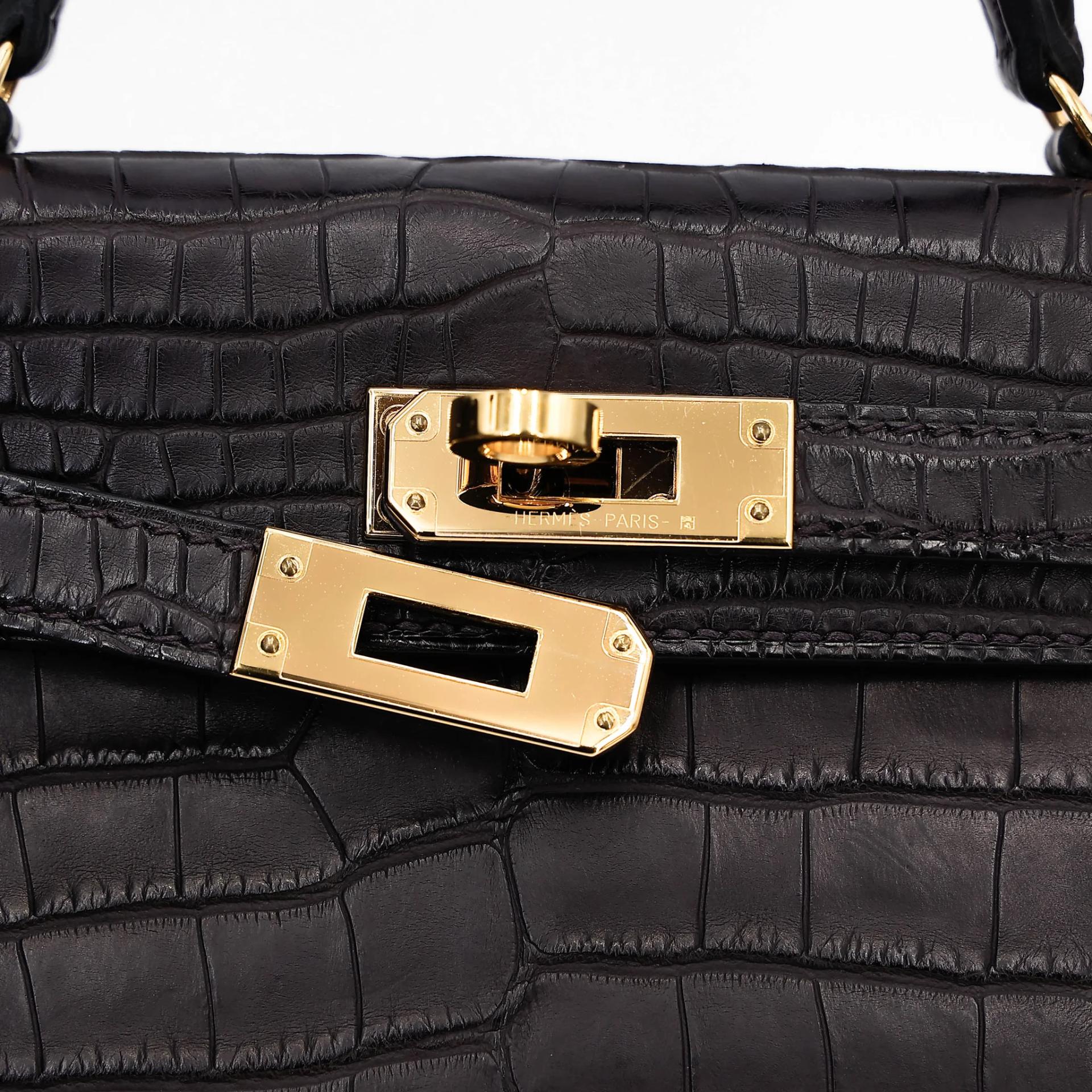 Very Good ( Rank A) HERMÈS Mini Kelly II Prunoir (3W) Matte Alligator Gold hardware Z (2021) - 8