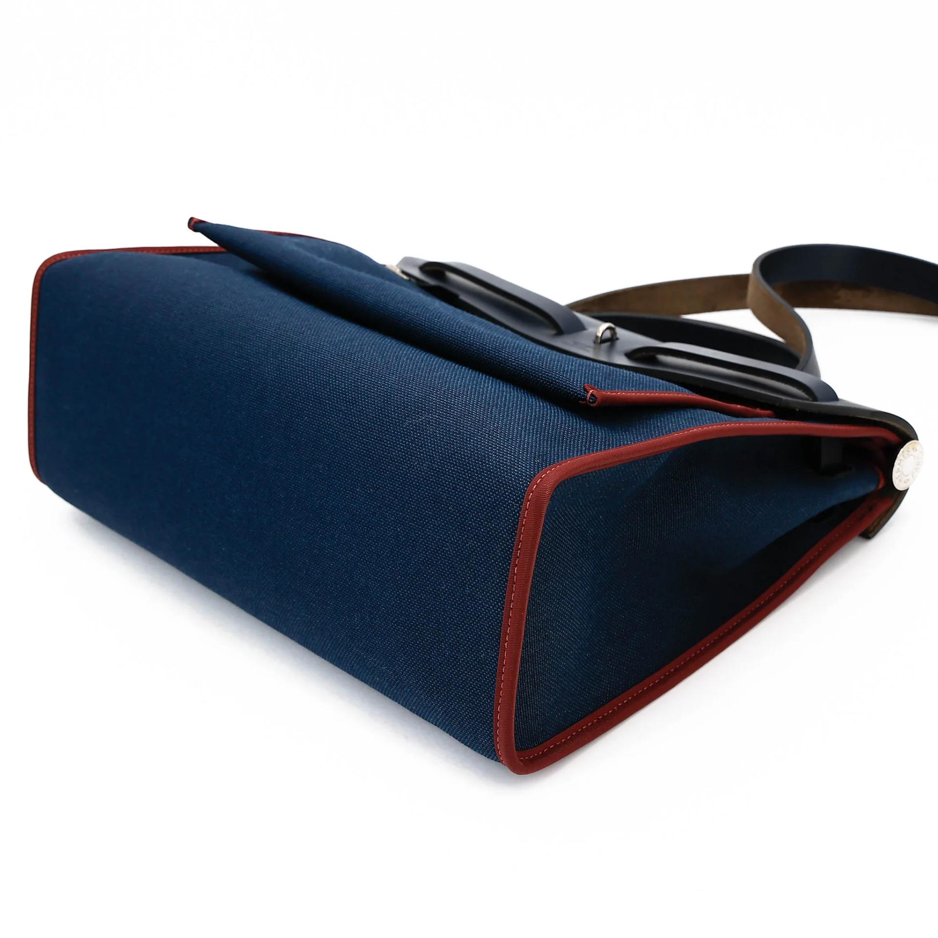 Very Good ( Rank A) HERMÈS Herbag PM Blue Marine (78) Rouge H (55) Vache Hunter Palladium hardware T (2015) - 7