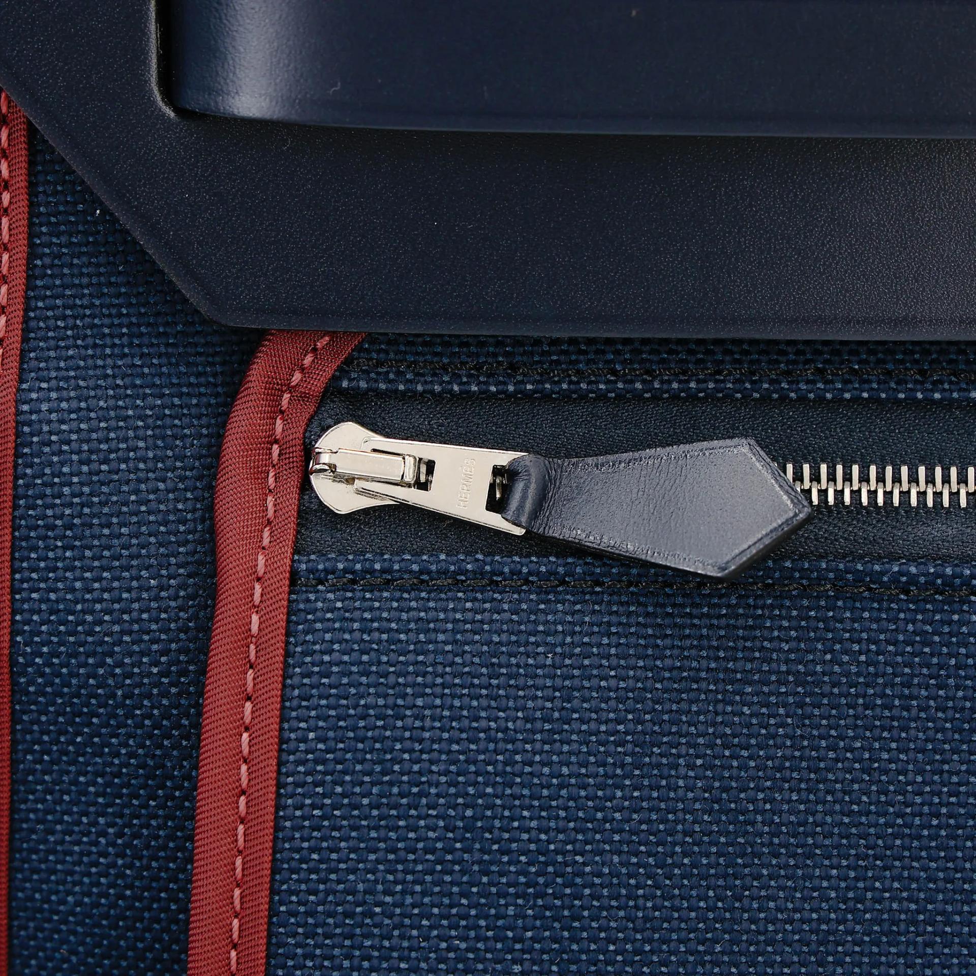 Very Good ( Rank A) HERMÈS Herbag PM Blue Marine (78) Rouge H (55) Vache Hunter Palladium hardware T (2015) - 10