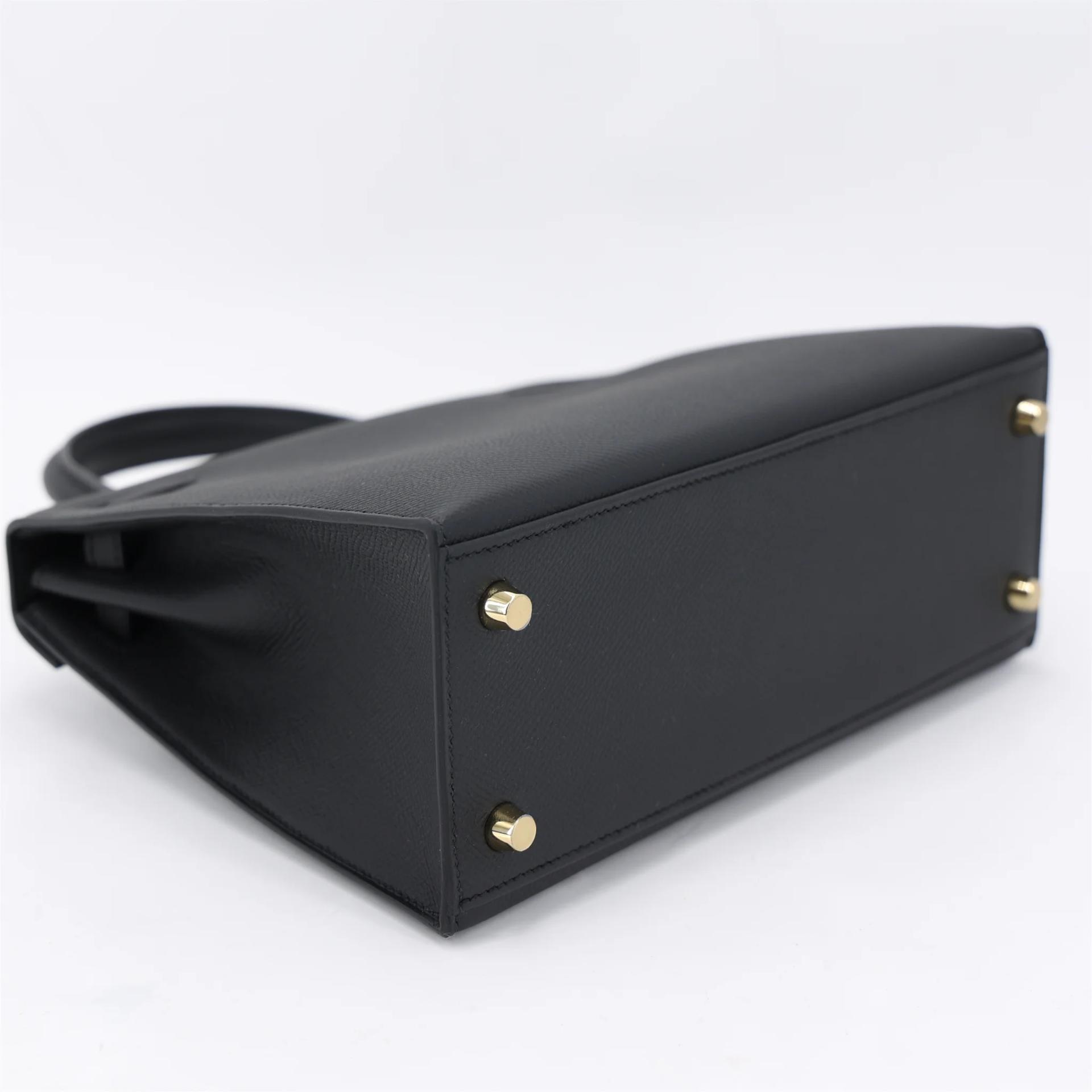 全新 HERMÈS 愛馬仕 Kelly 25 外縫 89 黑色 Noir (Black) Epsom牛皮 金扣 G刻 2026年 - 6