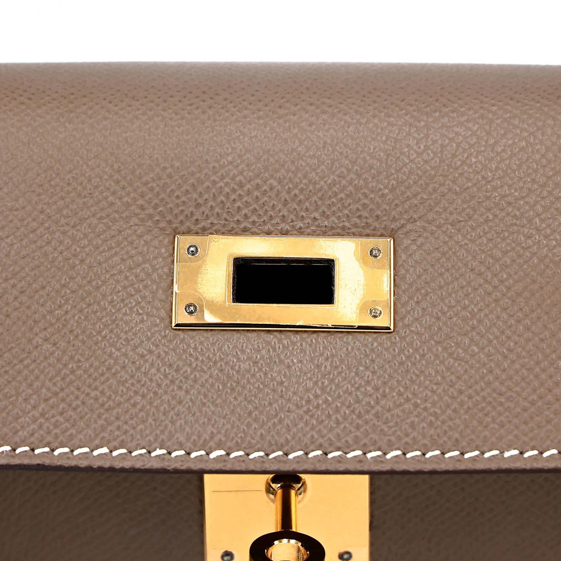 Excellent ( Rank SA ) HERMÈS Kelly 28 Sellier Etoupe (18) Epsom Gold hardware U (2022) - 14