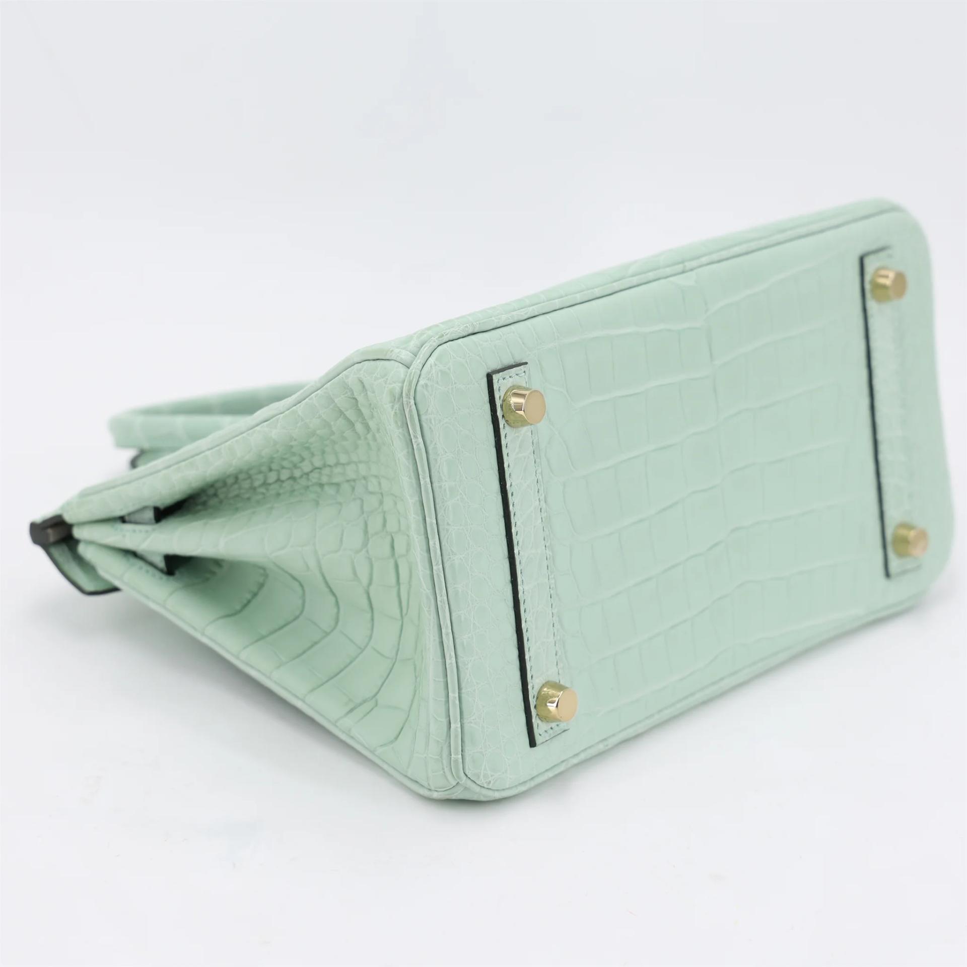 Excellent ( Rank SA ) HERMÈS Special Order Limited Edition Birkin 25 HSS Vert d’Eau (6U) Gris Perle (80) Matte Alligator Gold hardware B (2023) - 6
