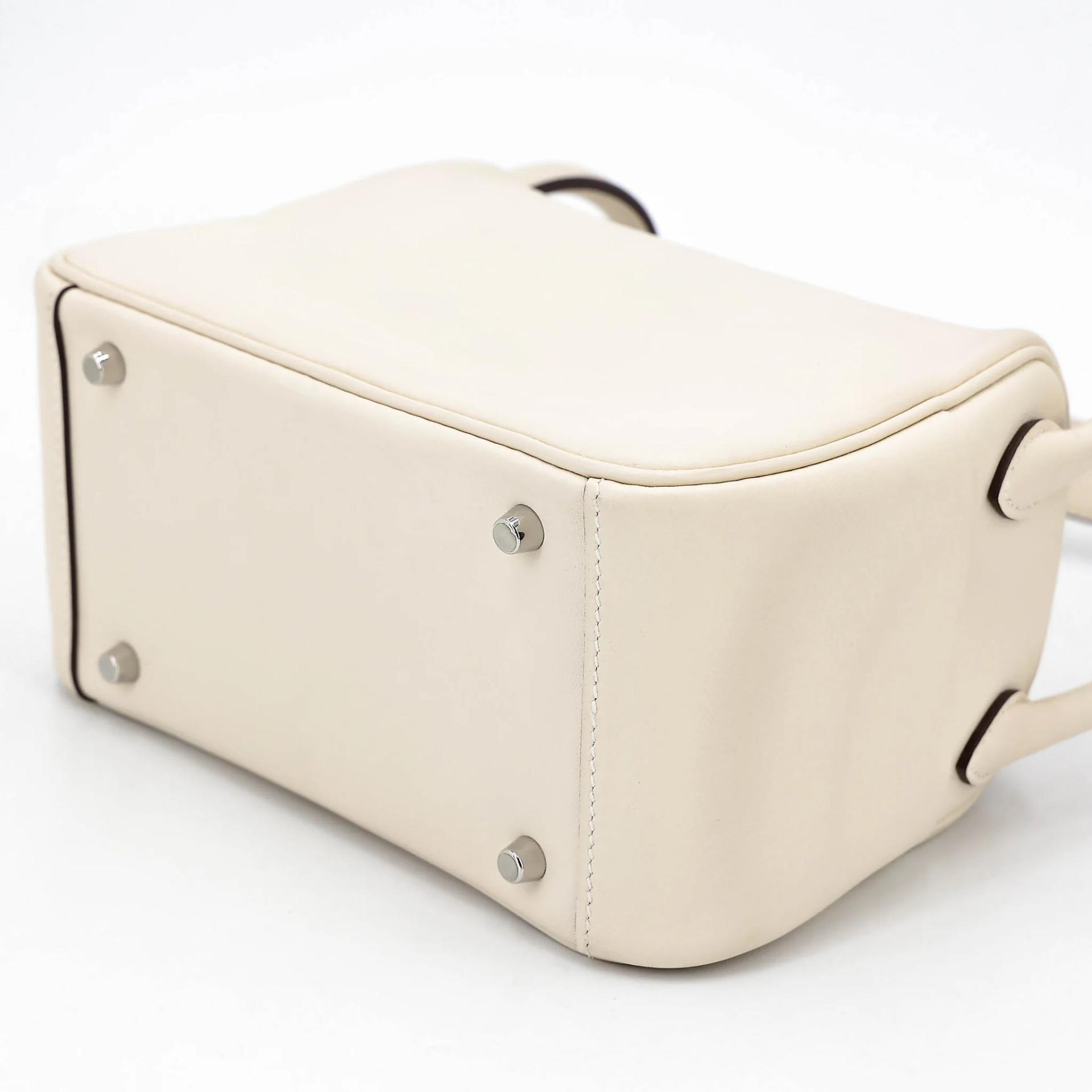 Very Good ( Rank A) HERMÈS Mini Lindy Verso Nata (I2) Sesame (2S) Swift Palladium hardware B (2023) - 7