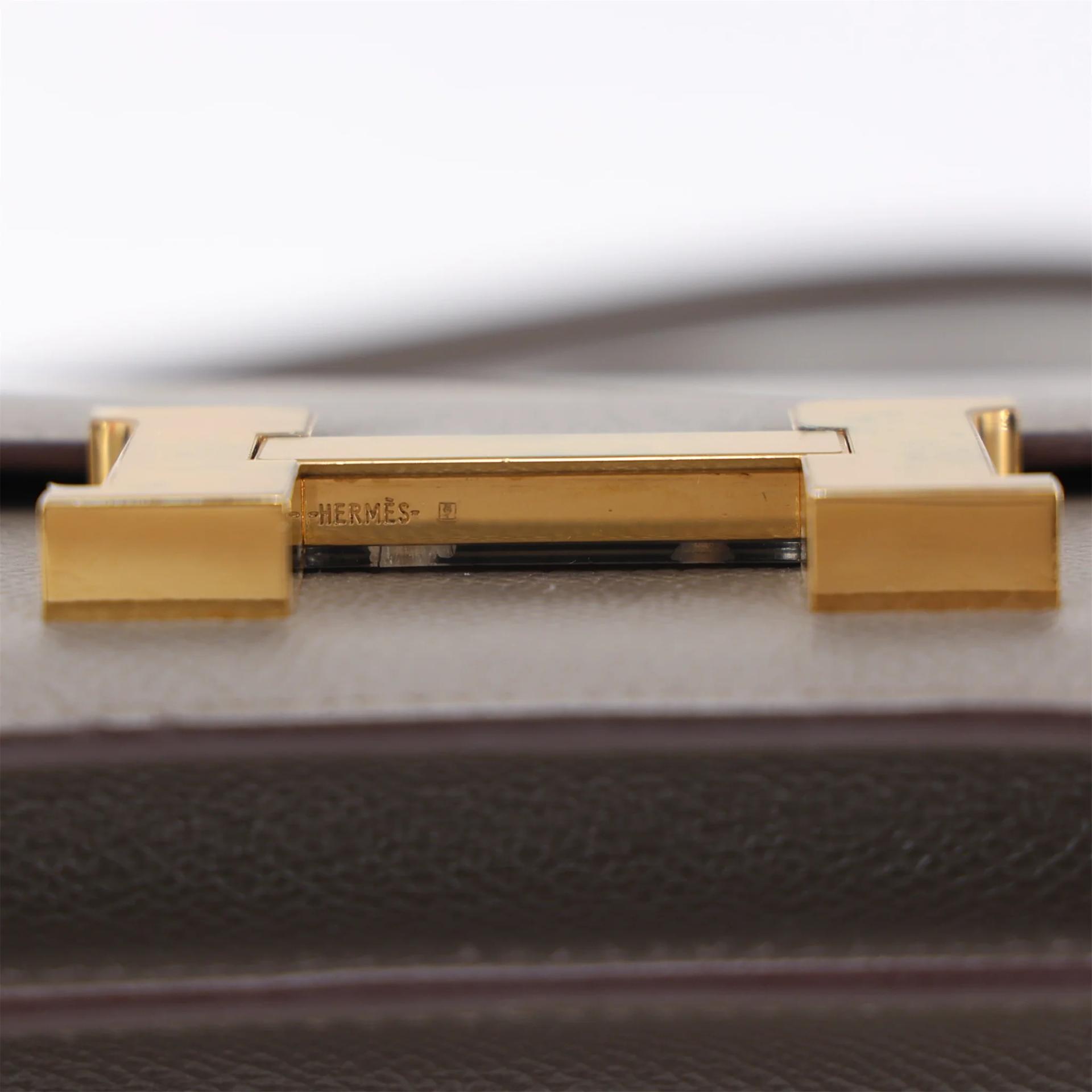 Very Good ( Rank A) HERMÈS Constance Mini Etain (8F) Epsom Gold hardware Z (2021) - 9