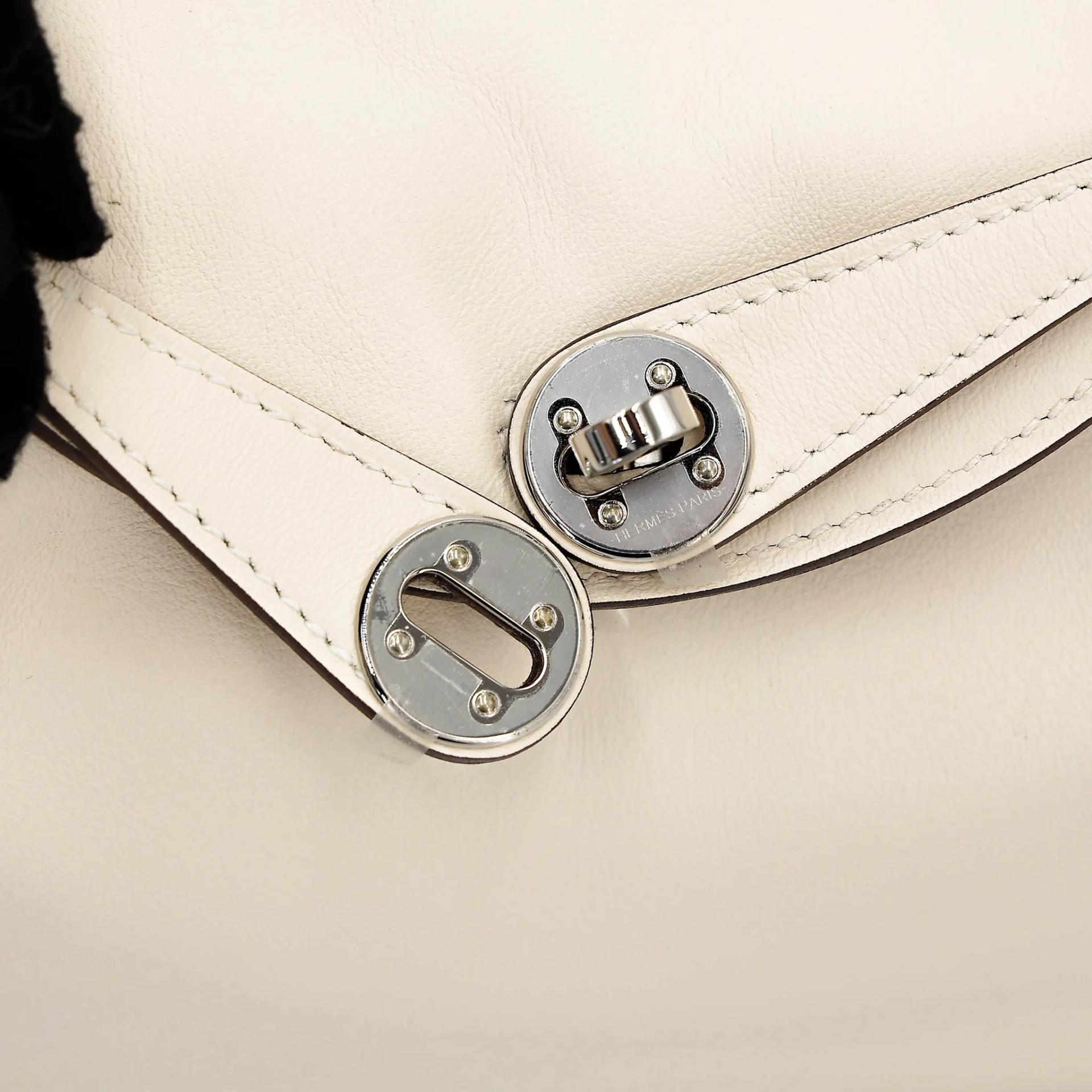 Very Good ( Rank A) HERMÈS Mini Lindy Verso Nata (I2) Sesame (2S) Swift Palladium hardware B (2023) - 16