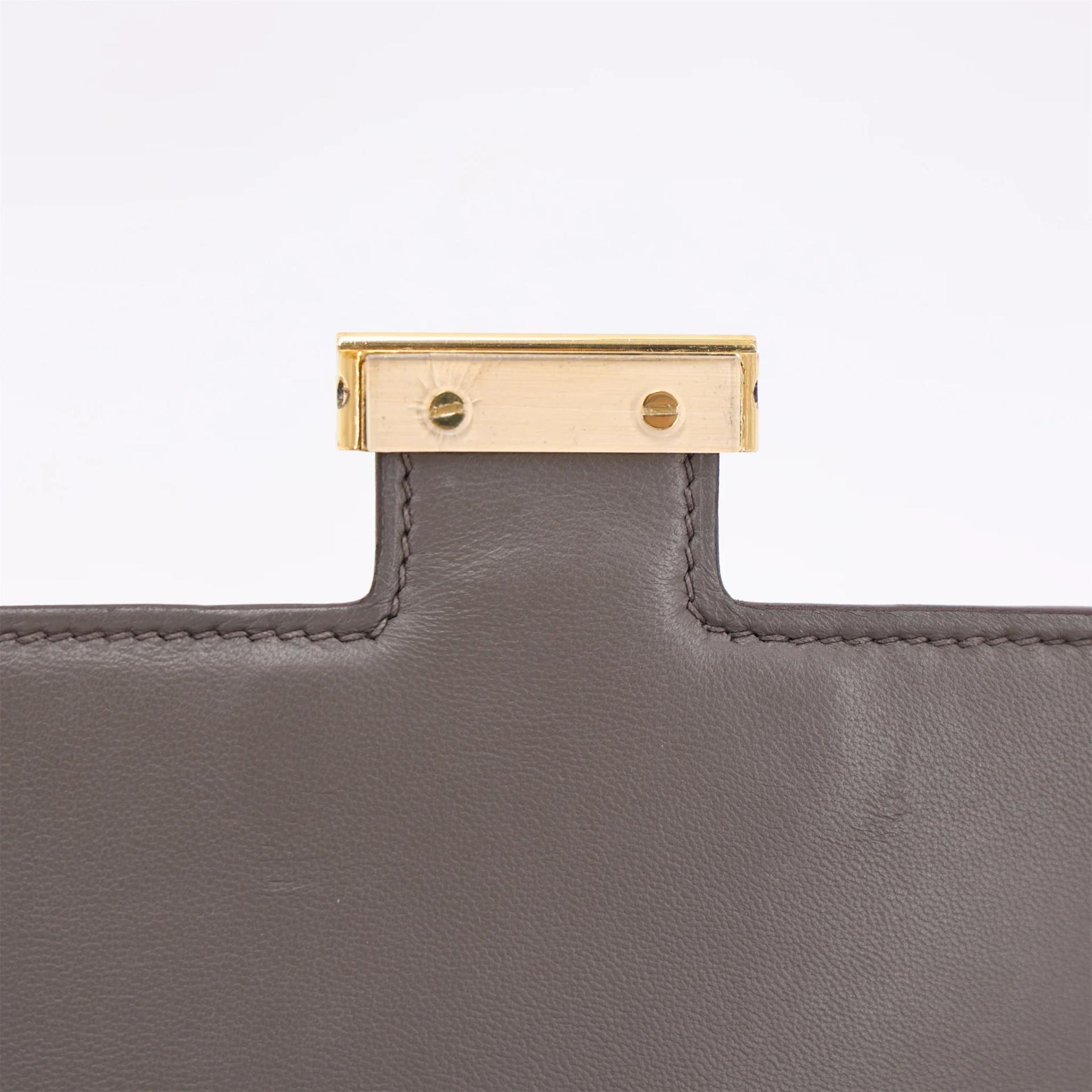 Very Good ( Rank A) HERMÈS Constance Mini Etain (8F) Epsom Gold hardware Z (2021) - 10