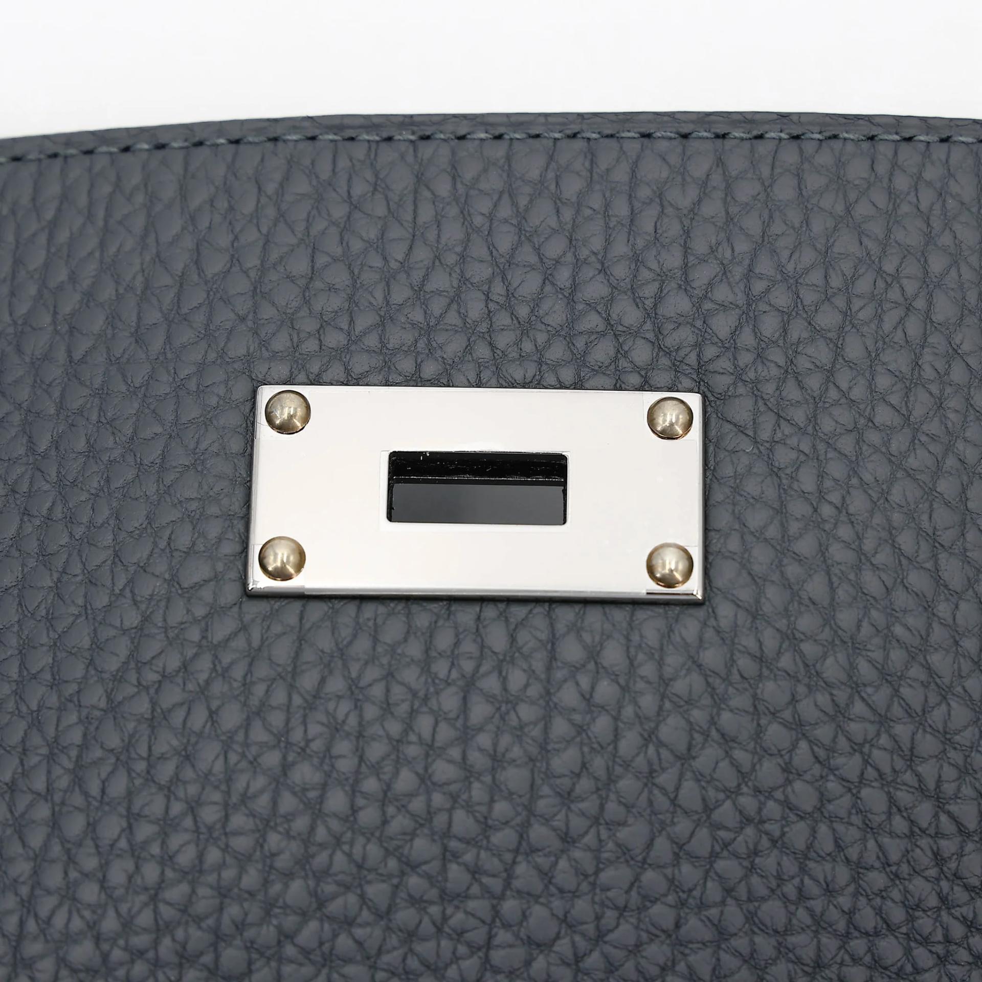 Brand New ( Rank N ) HERMÈS Kelly Messenger PM Gris misty (H0) Togo Palladium hardware G (2026) - 12