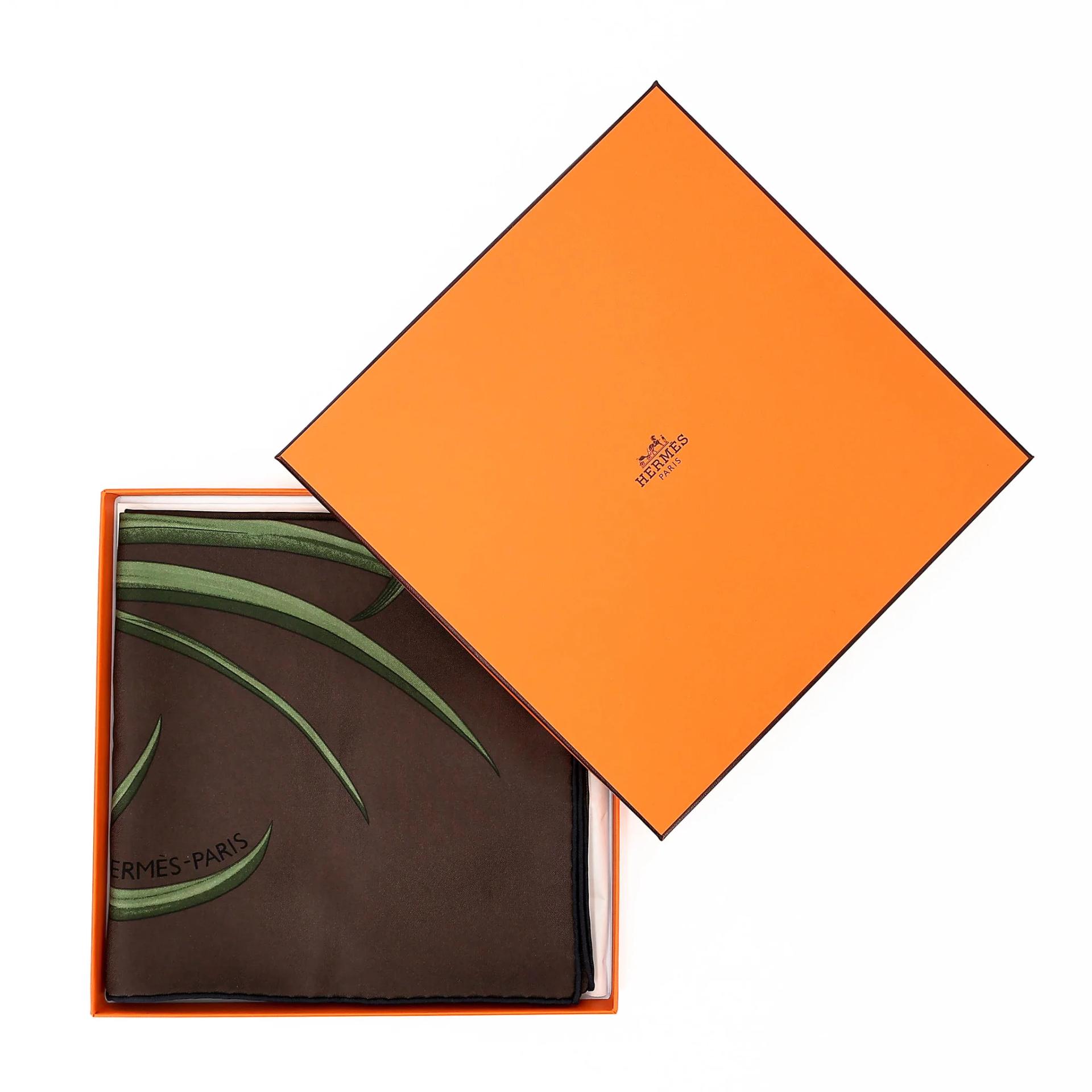 Brand New ( Rank N ) HERMÈS Bouquet Final scarf 90 Green Brown Silk - 3