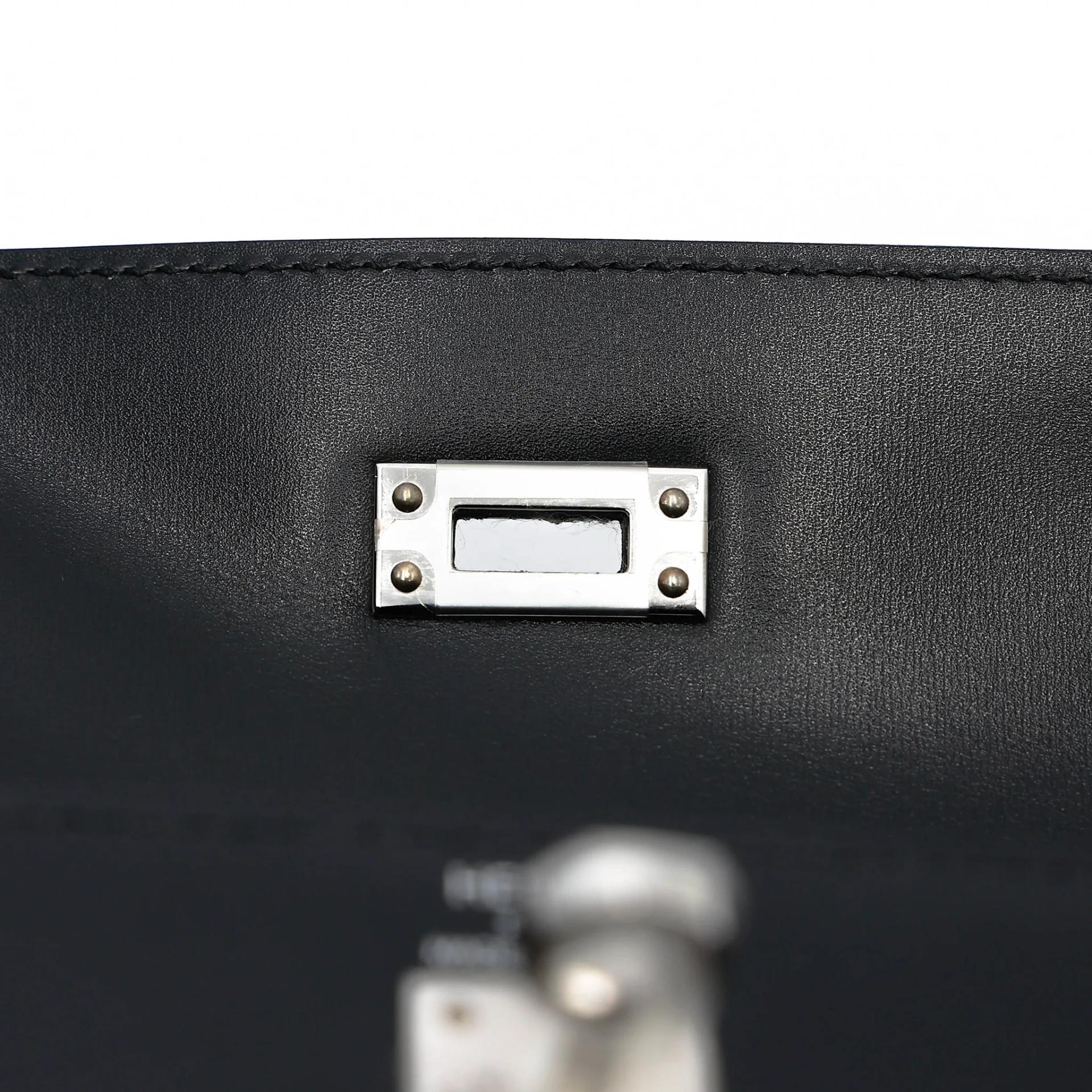 Brand New ( Rank N ) HERMÈS Kelly 25 Sellier Noir (89) Box-calf Palladium hardware K (2025) - 11