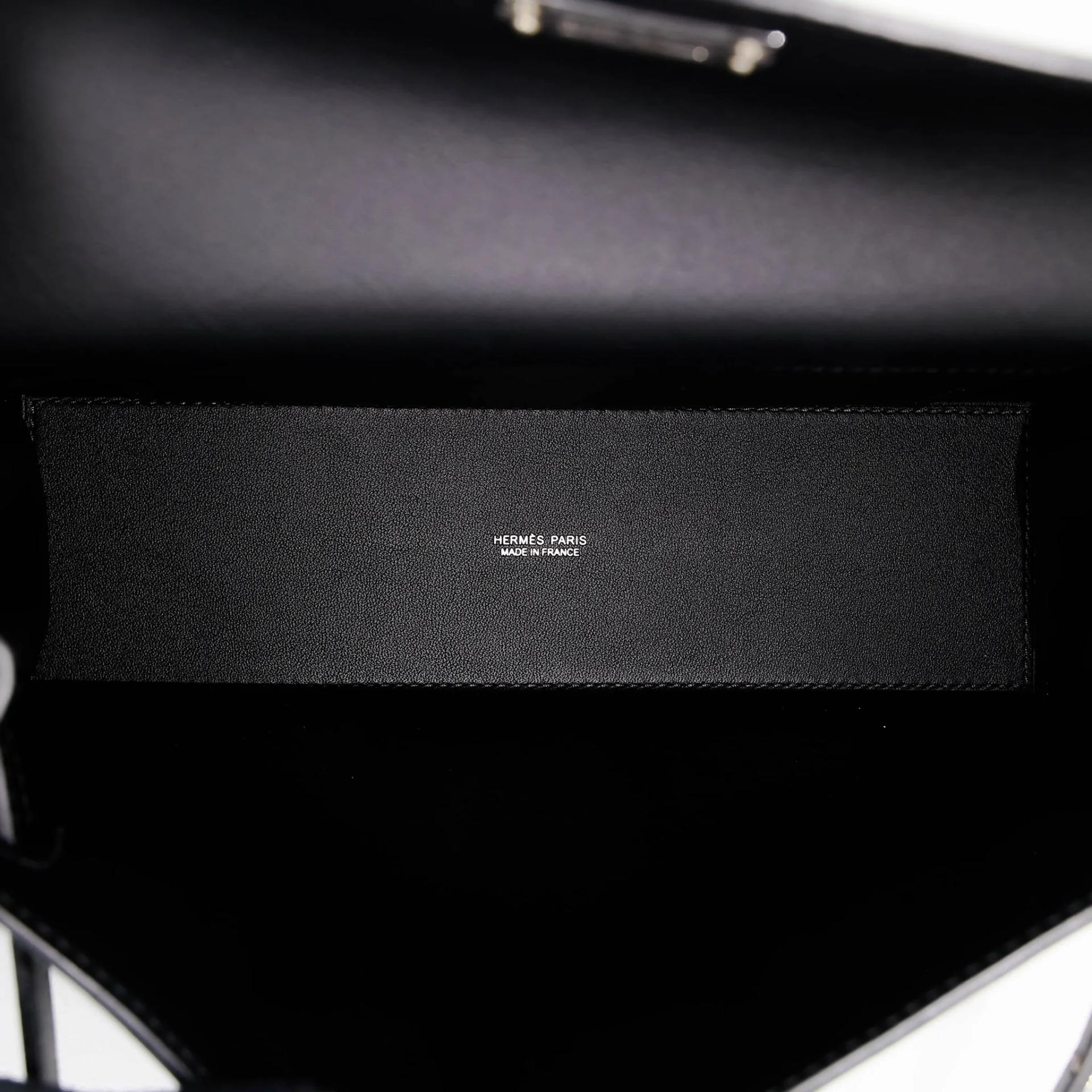 Excellent ( Rank SA ) HERMÈS Kelly Danse Noir (89) Swift Palladium hardware B (2023) - 20