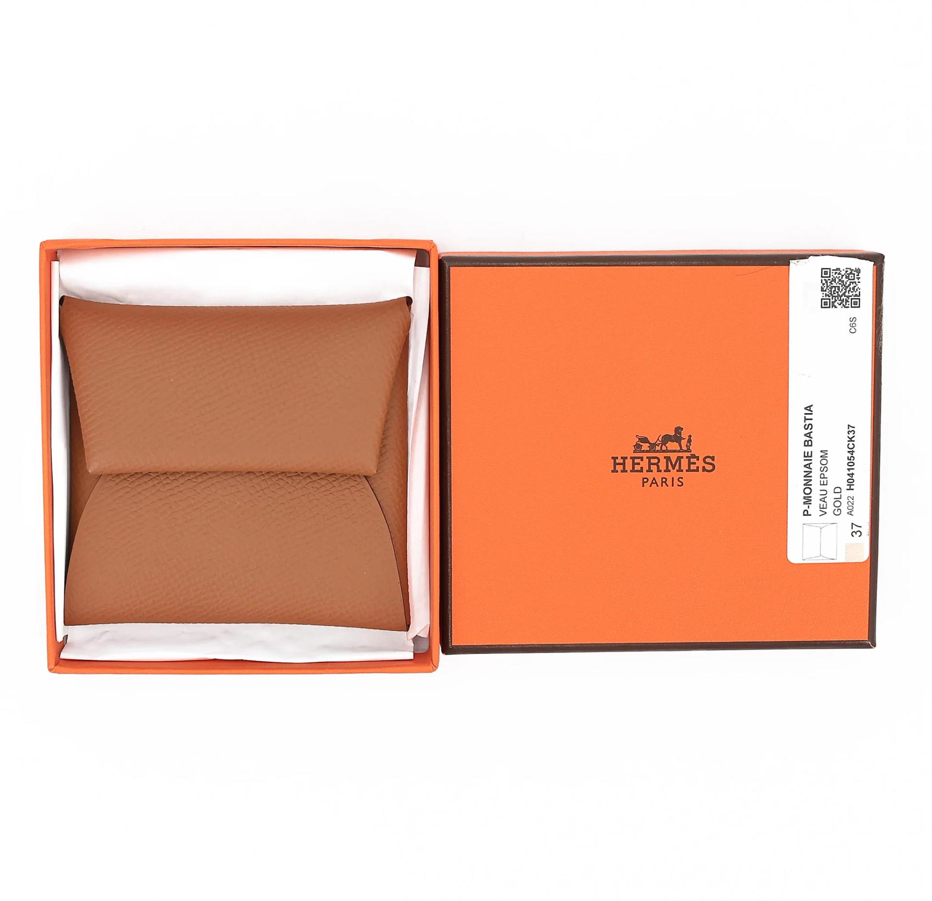 Brand New ( Rank N ) HERMÈS Bastia purse Gold (37) Epsom Palladium hardware B (2023) - 11