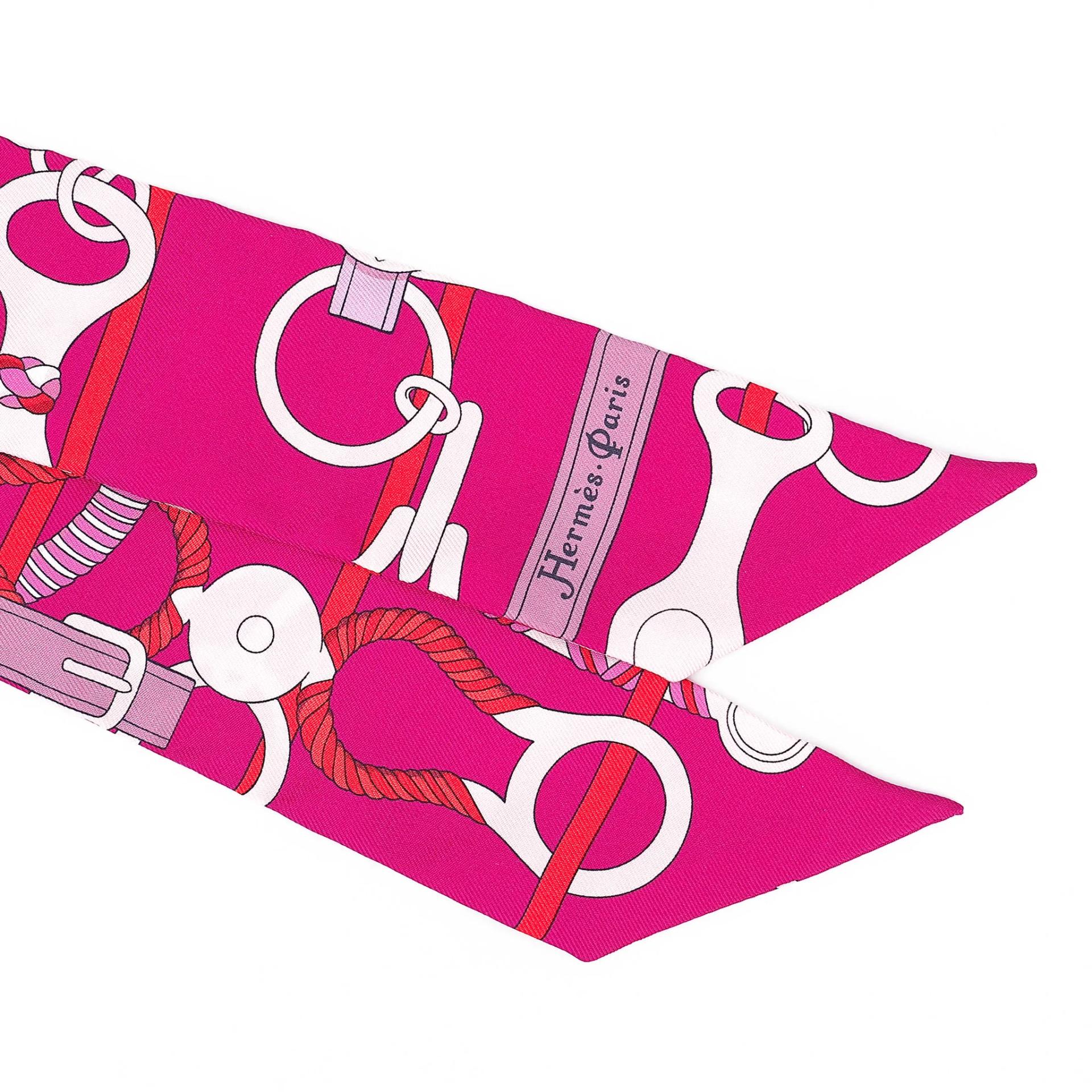 Brand New ( Rank N ) HERMÈS Twilly Panoplie Equestre Pink Silk - 4