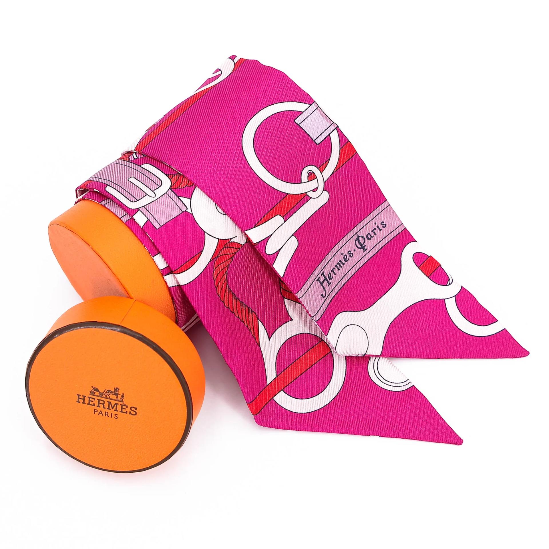 Brand New ( Rank N ) HERMÈS Twilly Panoplie Equestre Pink Silk - 3