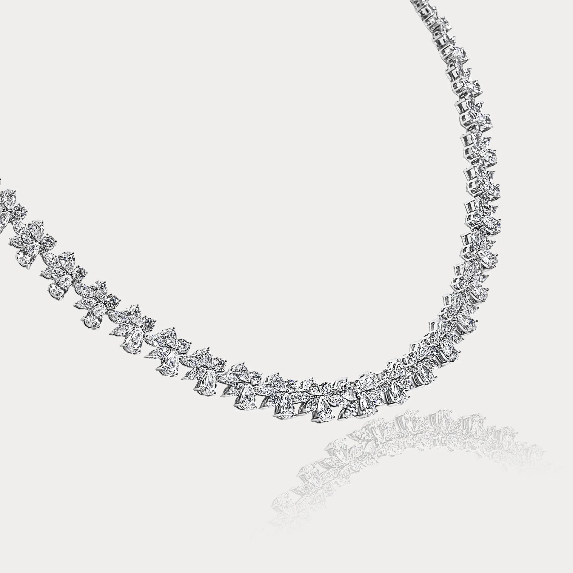 MIRA Radiant Truth ELEGANT Necklace White