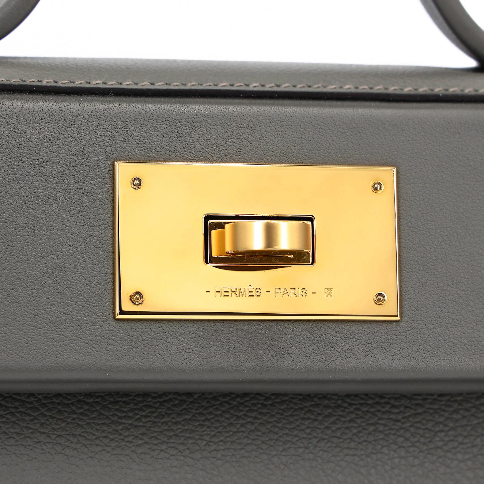Excellent ( Rank SA ) HERMÈS 24/24 - 21 mini Verso Gris Meyer (0L) Gris Pale (M4) Evercolor Gold hardware B (2023) - 12