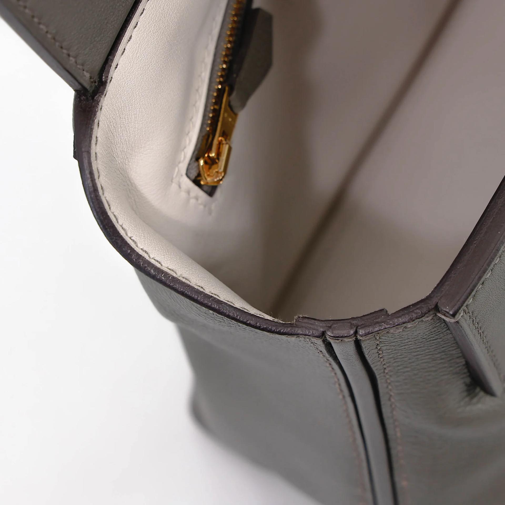 Excellent ( Rank SA ) HERMÈS 24/24 - 21 mini Verso Gris Meyer (0L) Gris Pale (M4) Evercolor Gold hardware B (2023) - 23