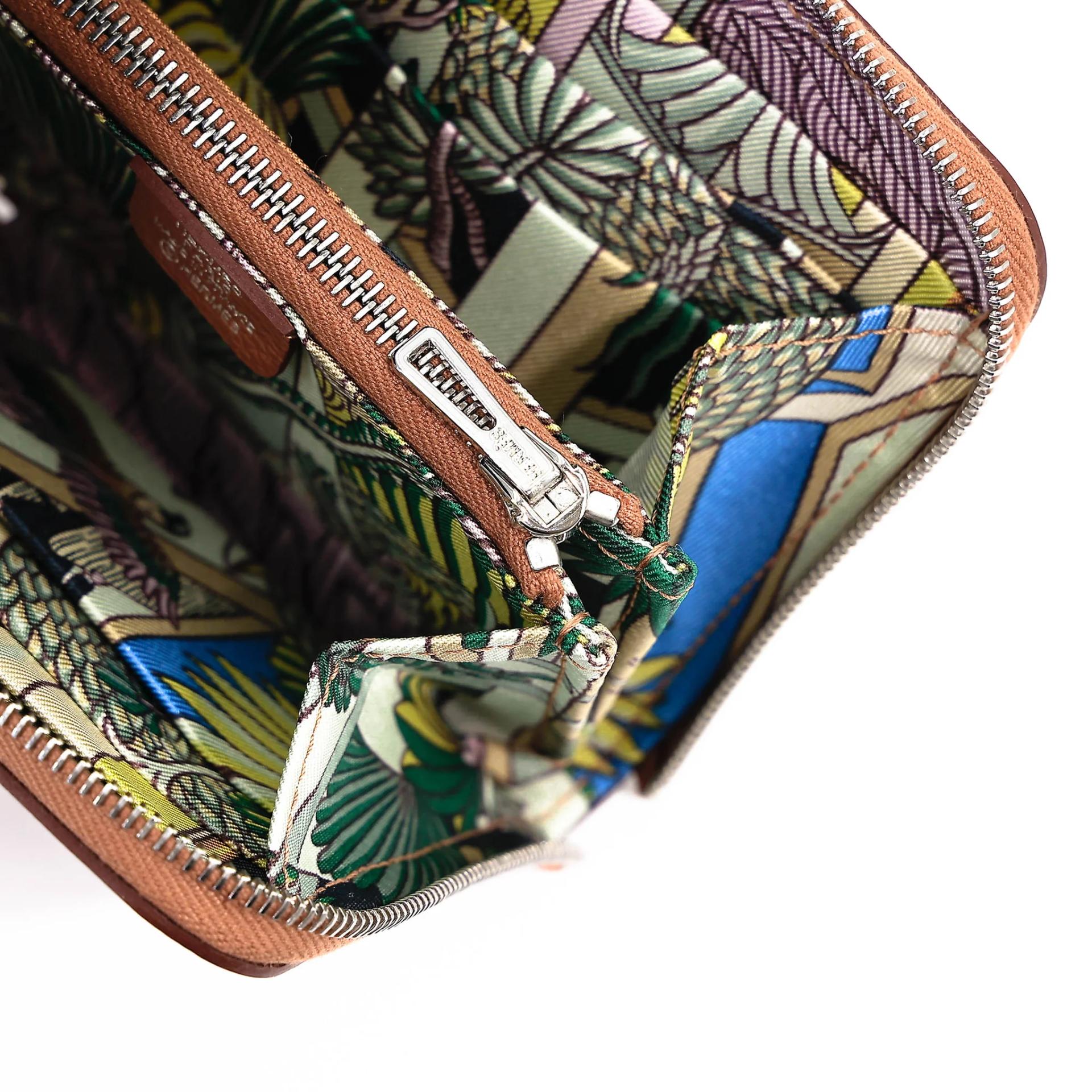 Brand New ( Rank N ) HERMÈS Azap Silk’in Compact wallet Gold (37) Evercolor Palladium hardware B (2023) - 12