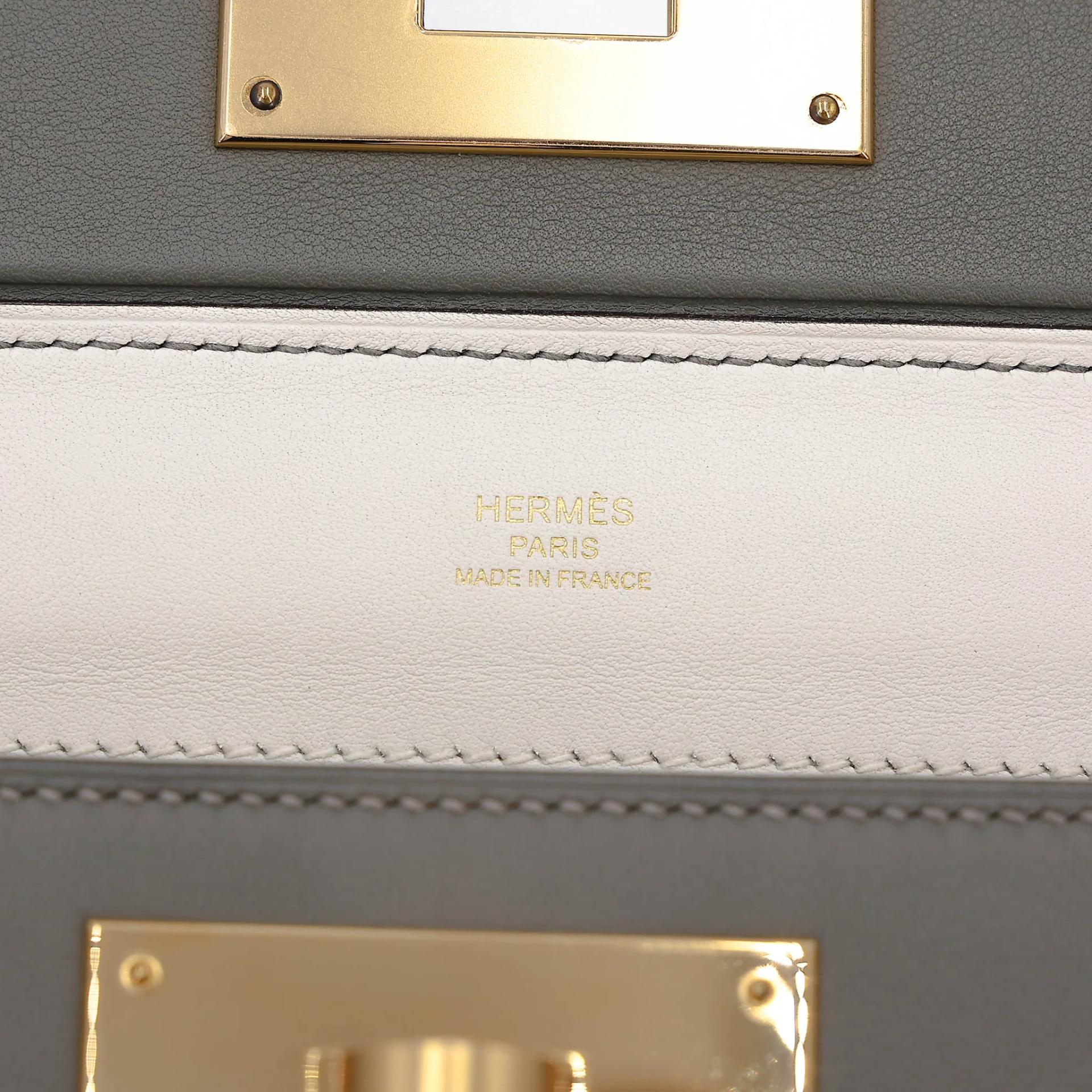 Excellent ( Rank SA ) HERMÈS 24/24 - 21 mini Verso Gris Meyer (0L) Gris Pale (M4) Evercolor Gold hardware B (2023) - 17
