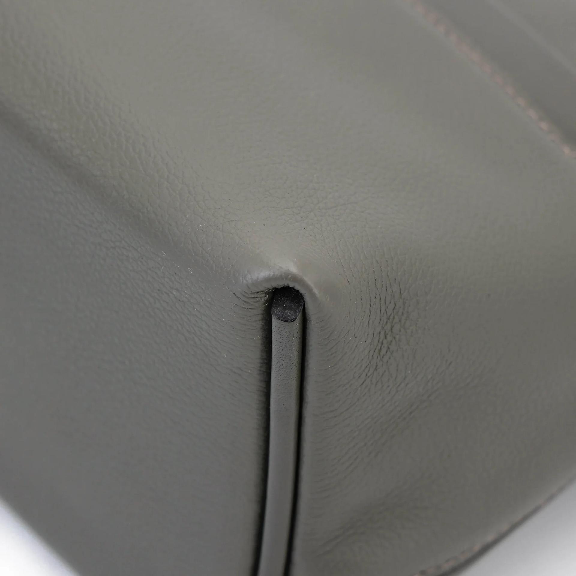 Excellent ( Rank SA ) HERMÈS 24/24 - 21 mini Verso Gris Meyer (0L) Gris Pale (M4) Evercolor Gold hardware B (2023) - 10