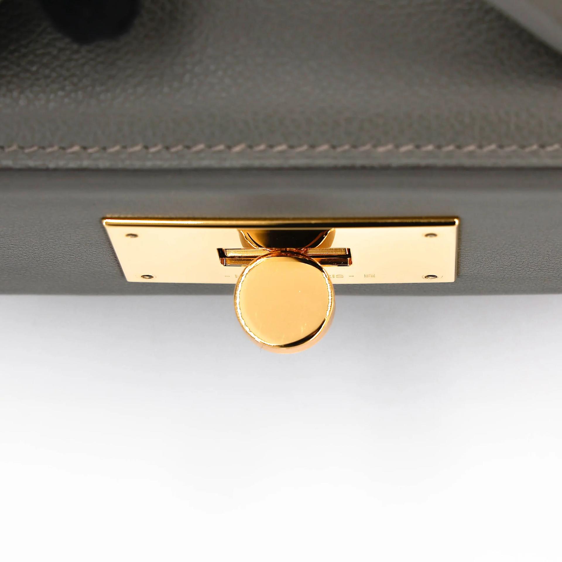 Excellent ( Rank SA ) HERMÈS 24/24 - 21 mini Verso Gris Meyer (0L) Gris Pale (M4) Evercolor Gold hardware B (2023) - 13