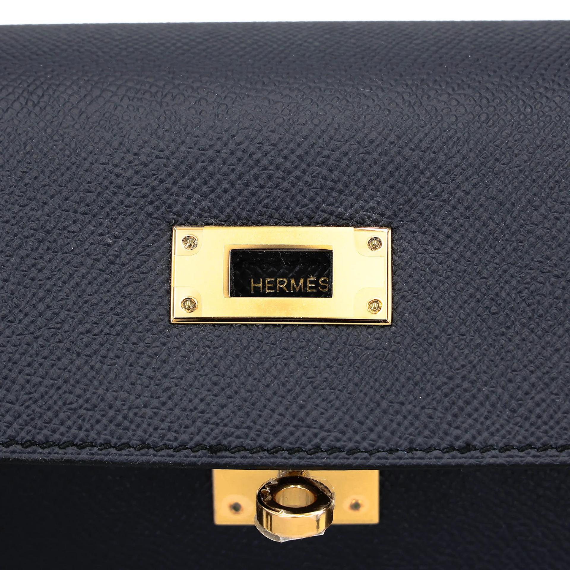 Unused ( Rank NS ) HERMÈS Kelly 28 Sellier Bleu Indigo (76) Epsom Gold hardware Y (2020) - 10