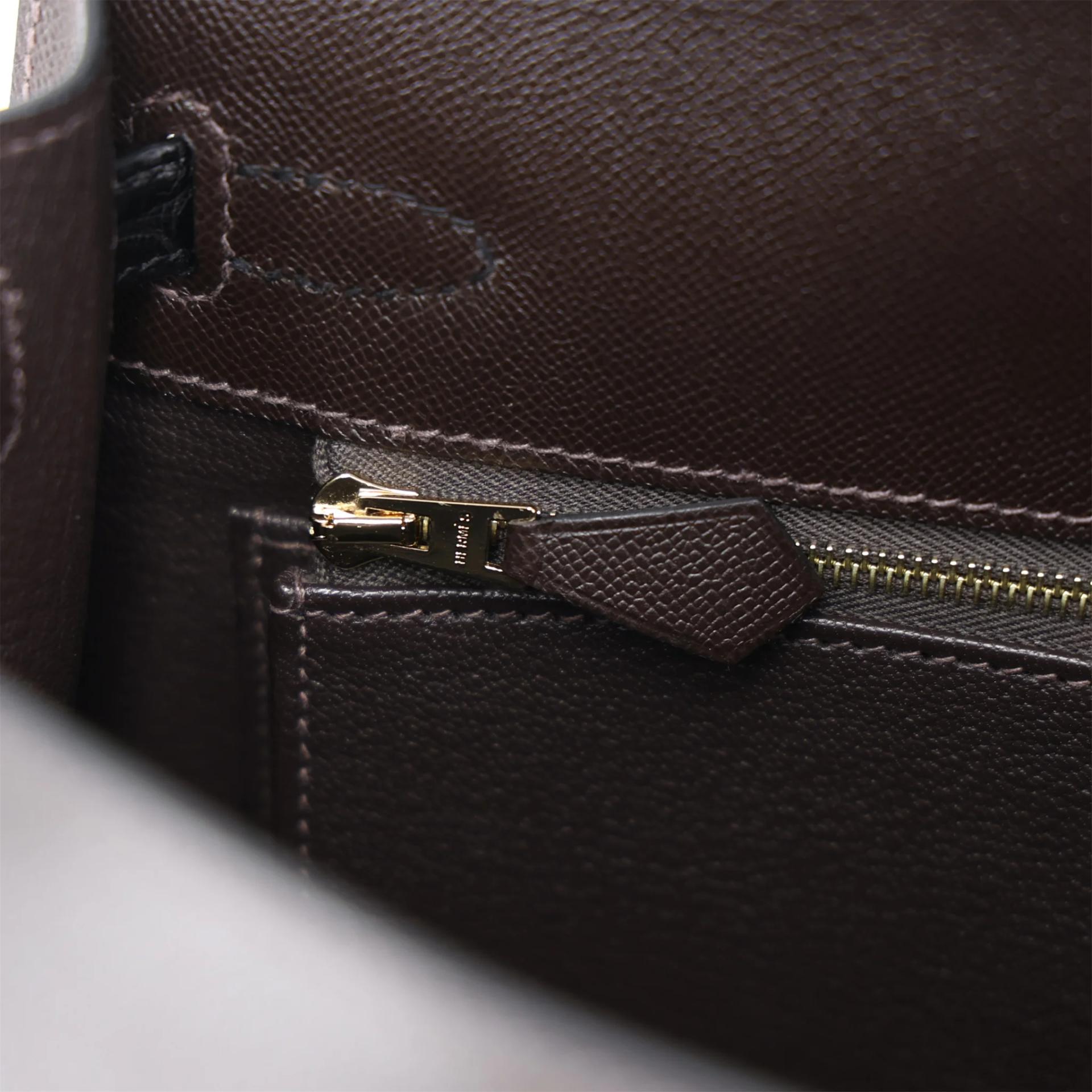 Brand New ( Rank N ) HERMÈS Kelly 25 Sellier Touch Bai Brun（T3） Noir (89) Matte Alligator Madame Permabrass hardware G (2026) - 14
