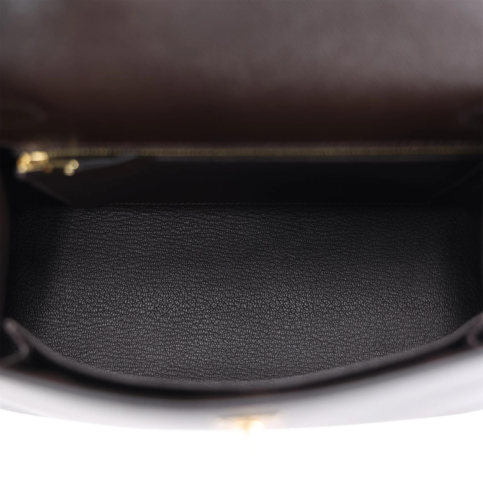 Brand New ( Rank N ) HERMÈS Kelly 25 Sellier Touch Bai Brun（T3） Noir (89) Matte Alligator Madame Permabrass hardware G (2026) - 11