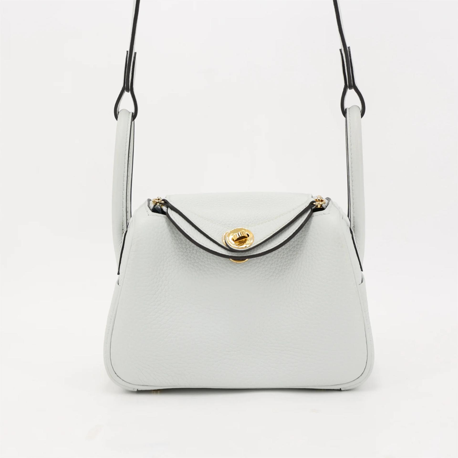 Very Good ( Rank A) HERMÈS Mini Lindy II Gris Platine (N4) Clemence Gold hardware W (2024) - 3