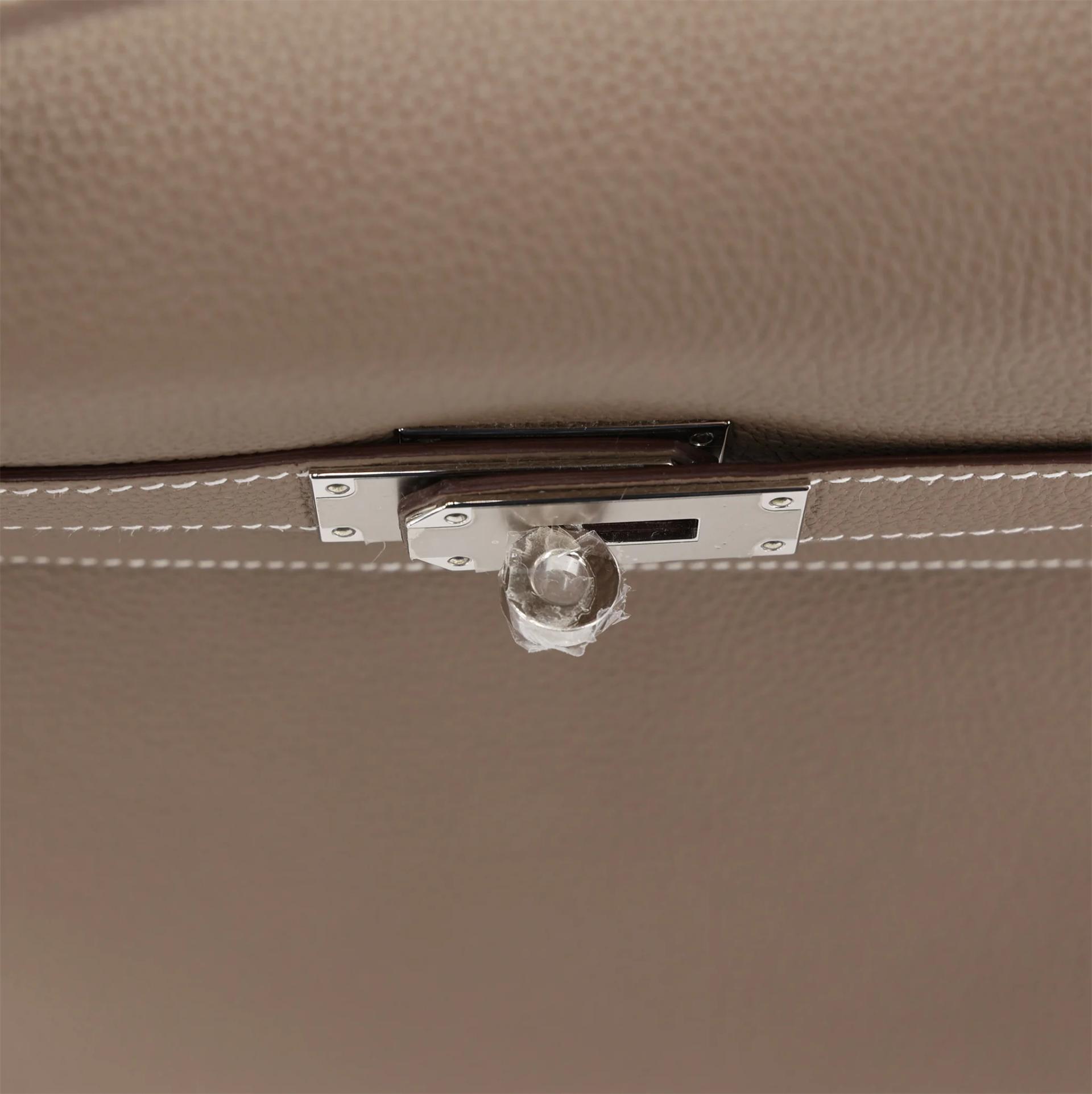 Unused ( Rank NS ) HERMÈS Kelly 42 Maxi Etoupe (18) Togo Palladium hardware W (2024) - 9