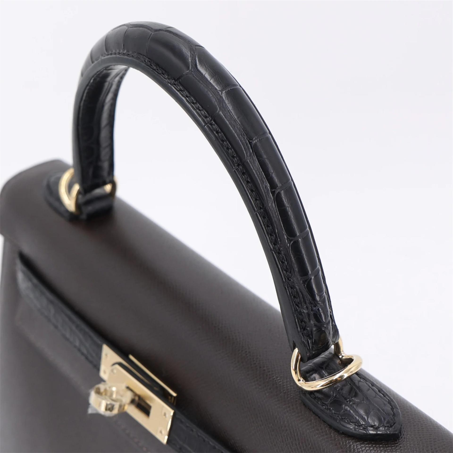 Brand New ( Rank N ) HERMÈS Kelly 25 Sellier Touch Bai Brun（T3） Noir (89) Matte Alligator Madame Permabrass hardware G (2026) - 3
