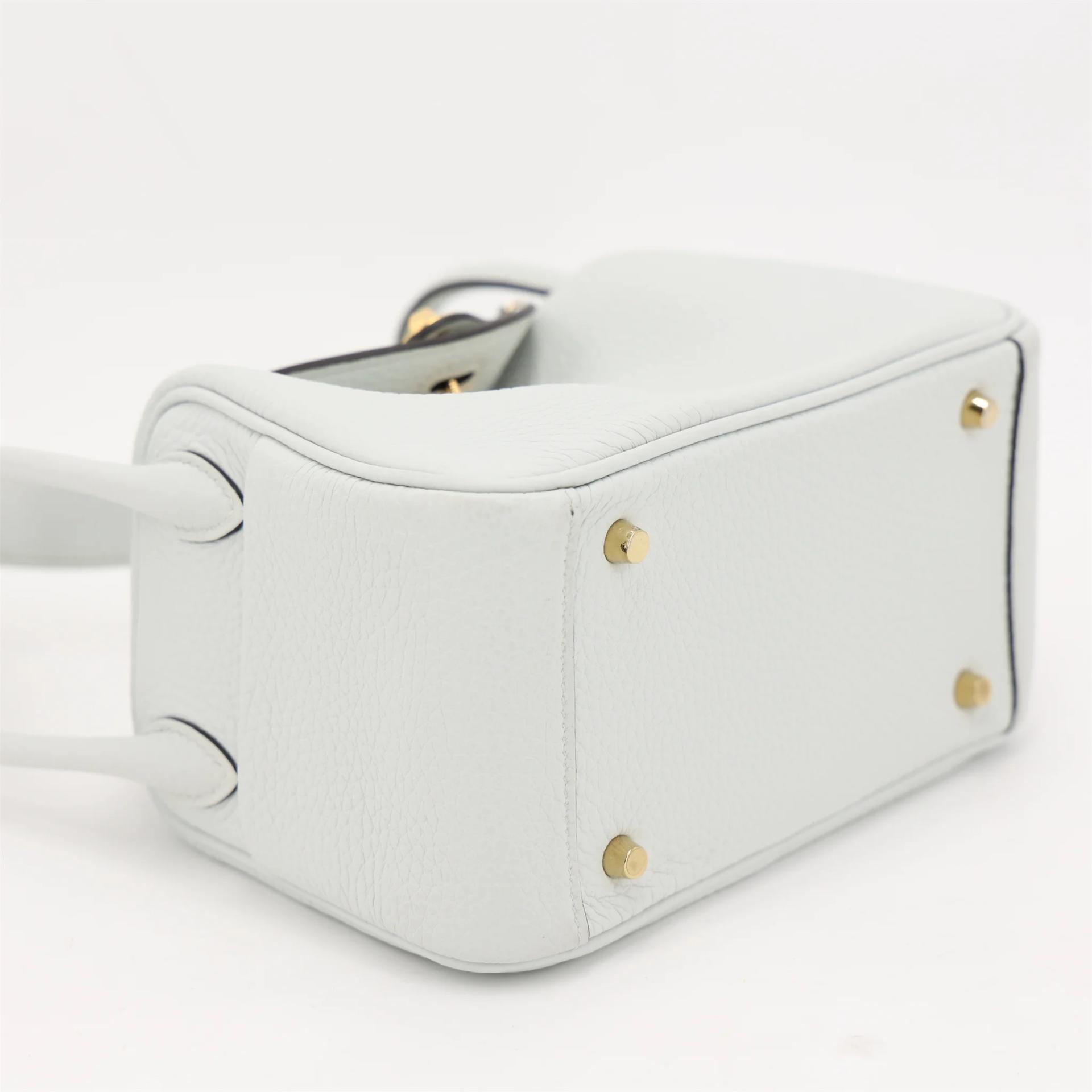 Very Good ( Rank A) HERMÈS Mini Lindy II Gris Platine (N4) Clemence Gold hardware W (2024) - 6
