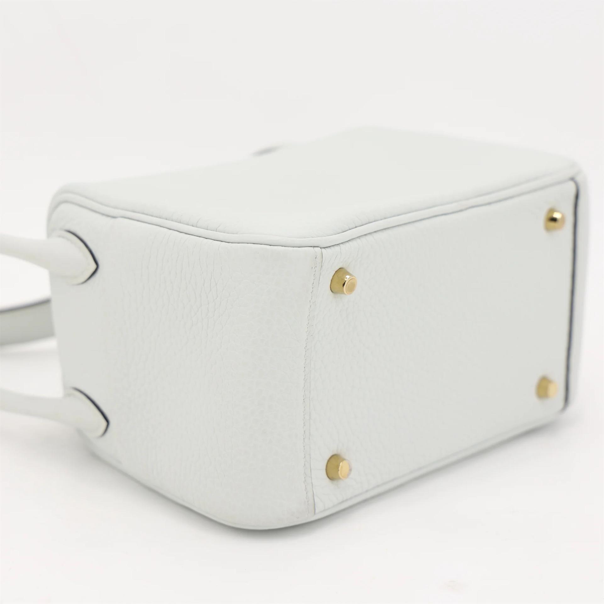 Very Good ( Rank A) HERMÈS Mini Lindy II Gris Platine (N4) Clemence Gold hardware W (2024) - 8