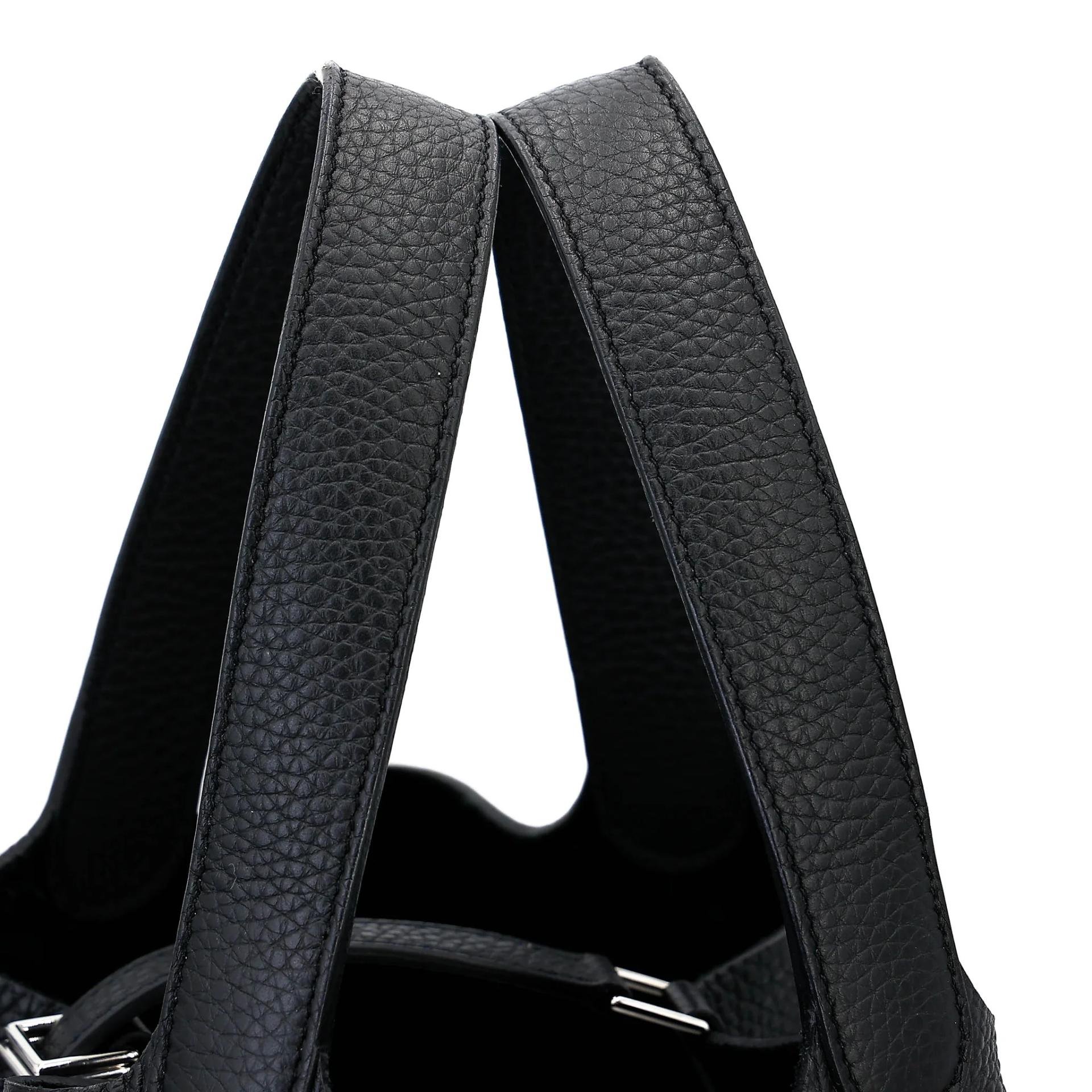 Very Good ( Rank A) HERMÈS Picotin Lock MM Noir (89) Clemence Palladium hardware Z (2021) - 3