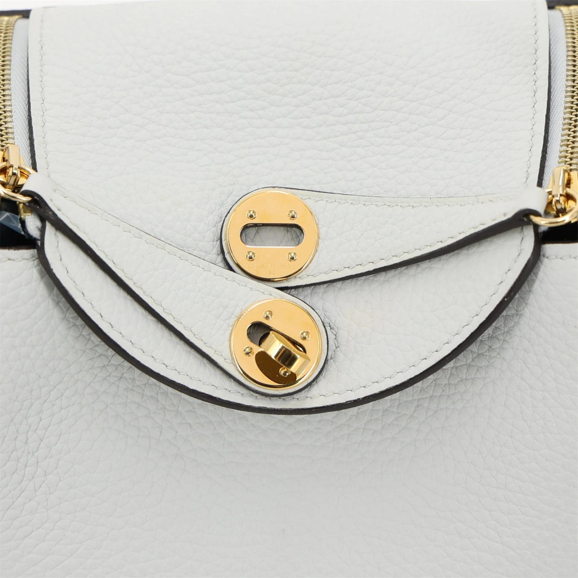 Very Good ( Rank A) HERMÈS Mini Lindy II Gris Platine (N4) Clemence Gold hardware W (2024) - 10