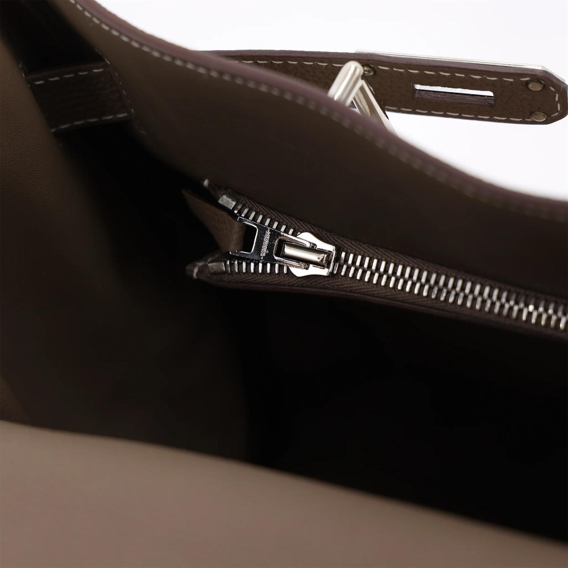 Unused ( Rank NS ) HERMÈS Kelly 42 Maxi Etoupe (18) Togo Palladium hardware W (2024) - 16
