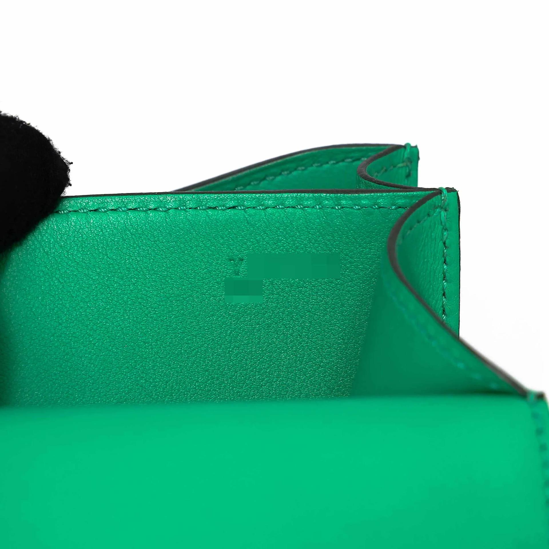 Very Good ( Rank A) HERMÈS Constance Mini Vert Jade (O6) Swift Palladium hardware Y (2020) - 14