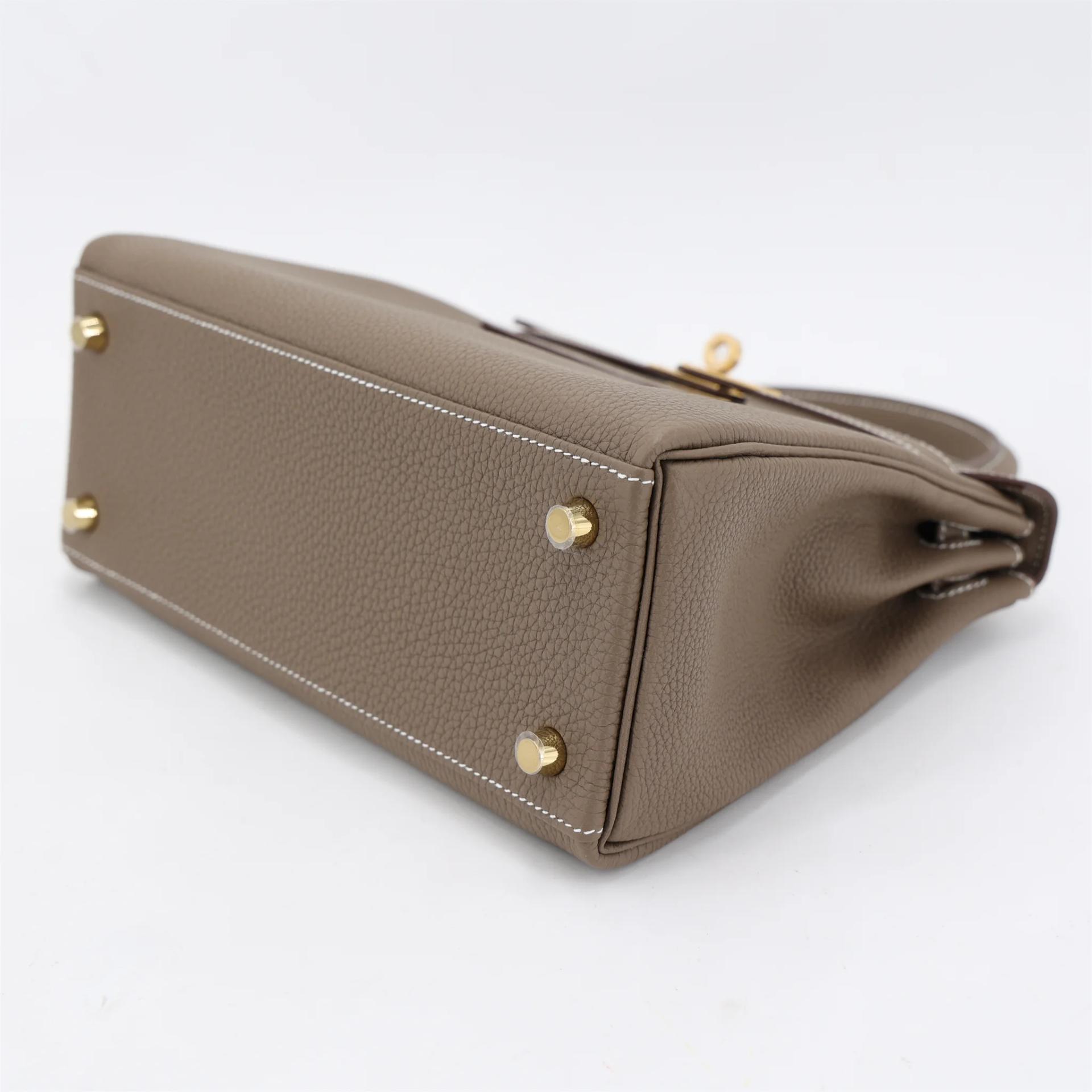 Brand New ( Rank N ) HERMÈS Kelly 25 Etoupe (18) Togo Gold hardware G (2026) - 5