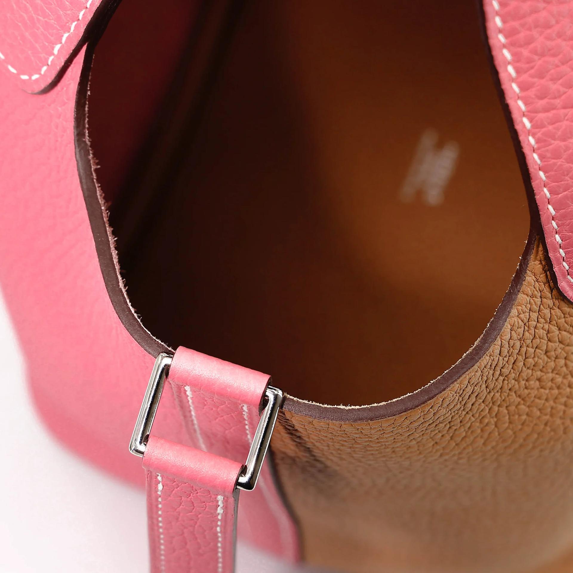 Unused ( Rank NS ) HERMÈS Limited Edition Picotin Lock PM Casaque Rose Azalee (8W) Sesame (2S) Clemence Palladium hardware Y (2020) - 13