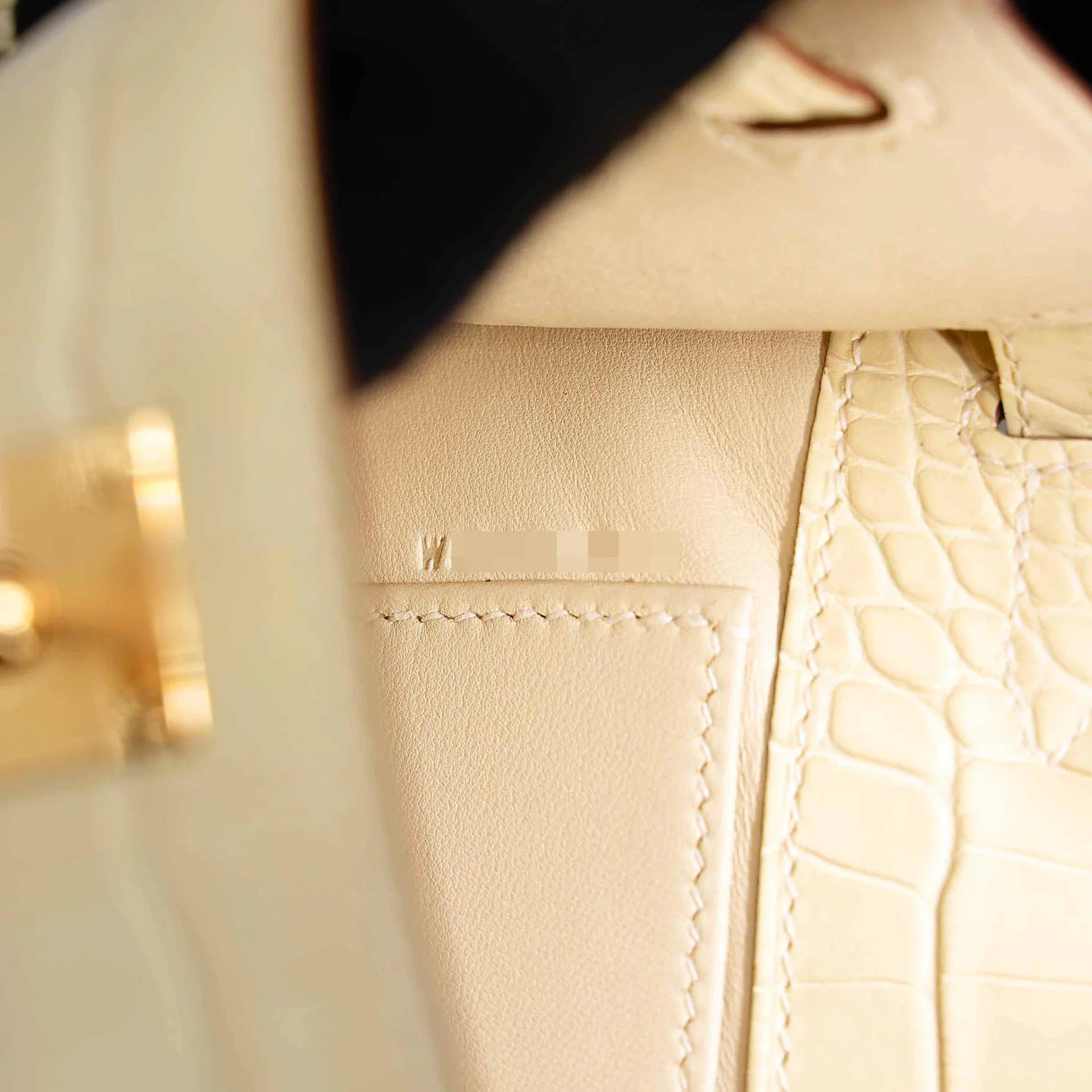 Unused ( Rank NS ) HERMÈS Kelly Pochette Vanille (Y1) Matte Alligator Gold hardware W (2024) - 15