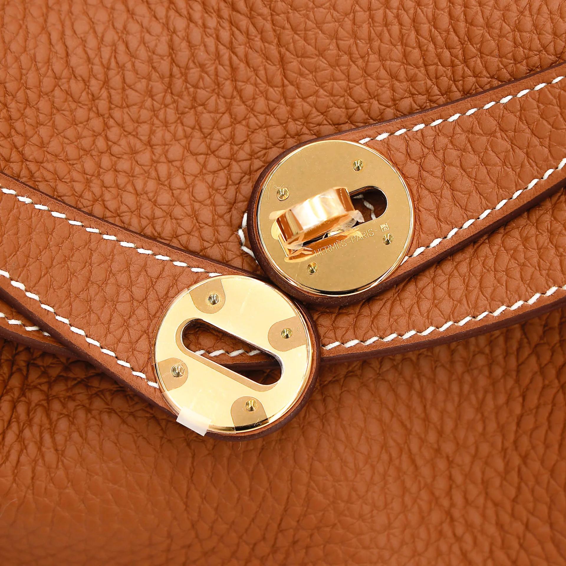 Excellent ( Rank SA ) HERMÈS Lindy 26 Gold (37) Clemence Gold hardware Z (2021) - 10