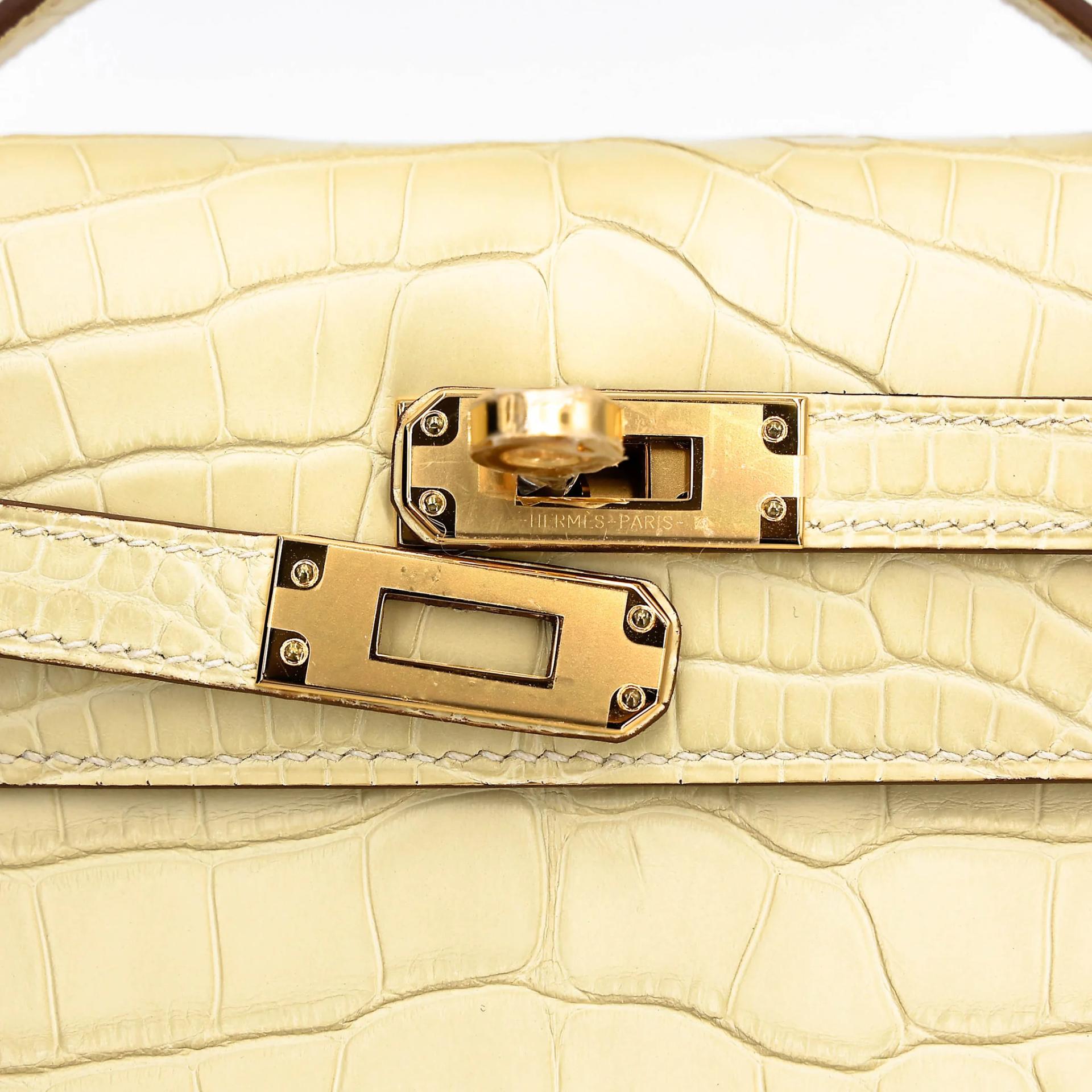 Unused ( Rank NS ) HERMÈS Kelly Pochette Vanille (Y1) Matte Alligator Gold hardware W (2024) - 8