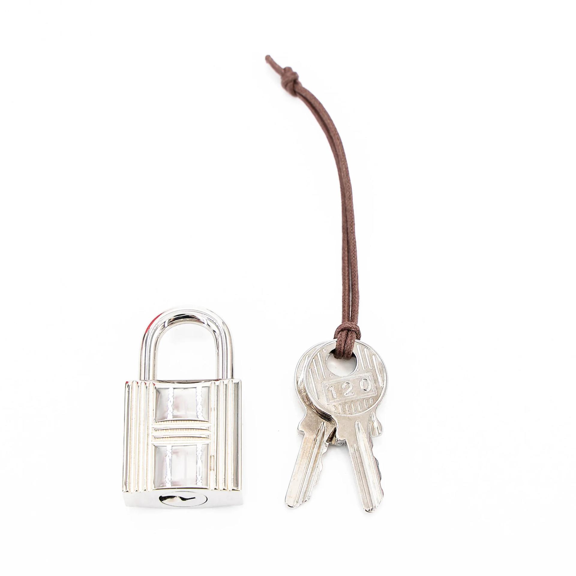 Unused ( Rank NS ) HERMÈS Limited Edition Picotin Lock PM Casaque Rose Azalee (8W) Sesame (2S) Clemence Palladium hardware Y (2020) - 15